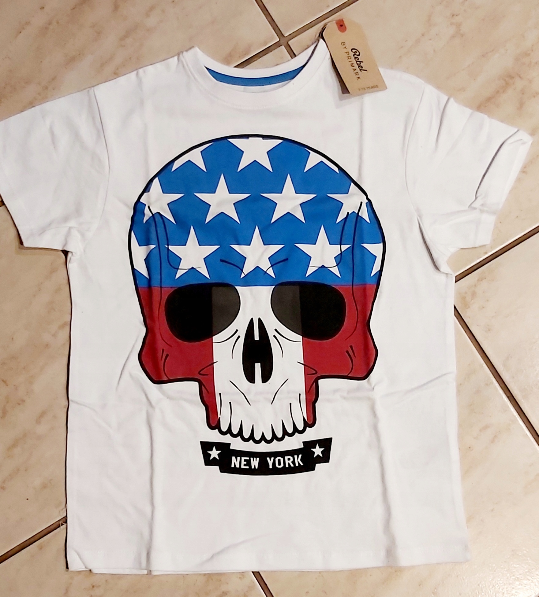 T SHIRT REBEL 8-9 lat 134 cm