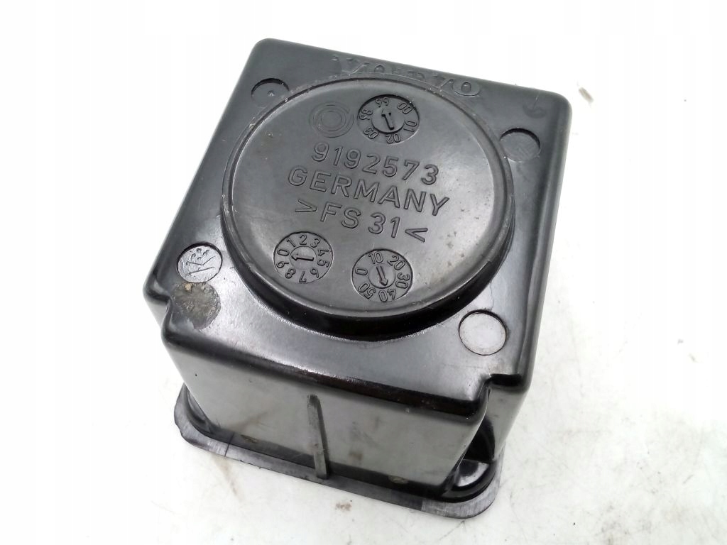 Volvo S80 and bracket for kubki cupholder 9192573