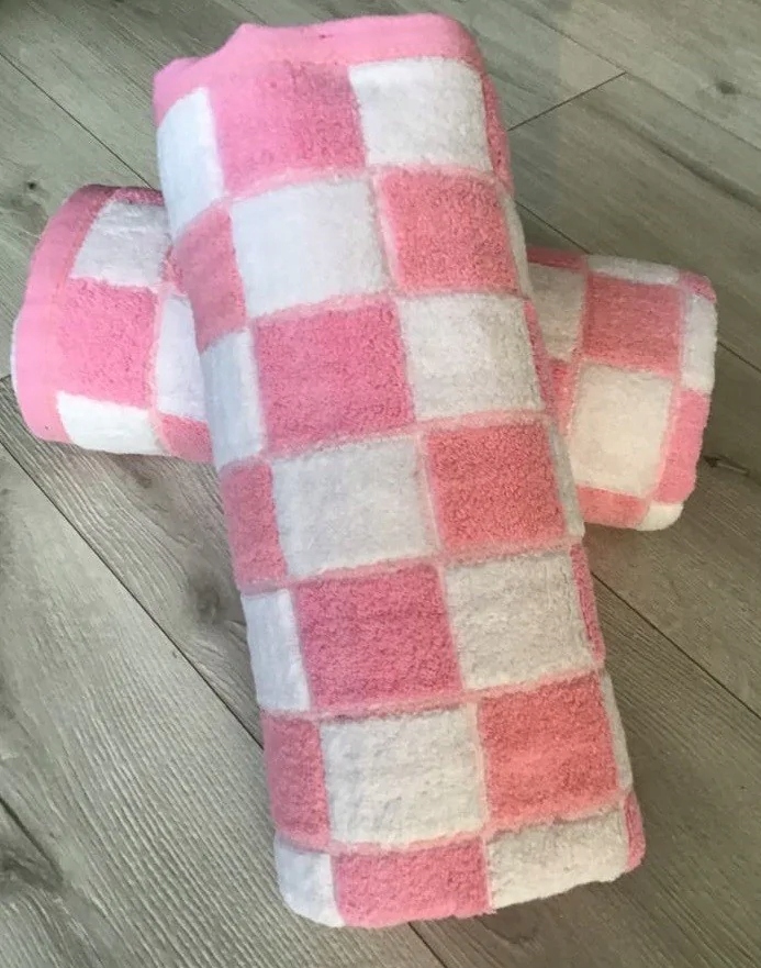 

Ręcznik frotte 100% bawełna (450-500g/m2) 50 x100