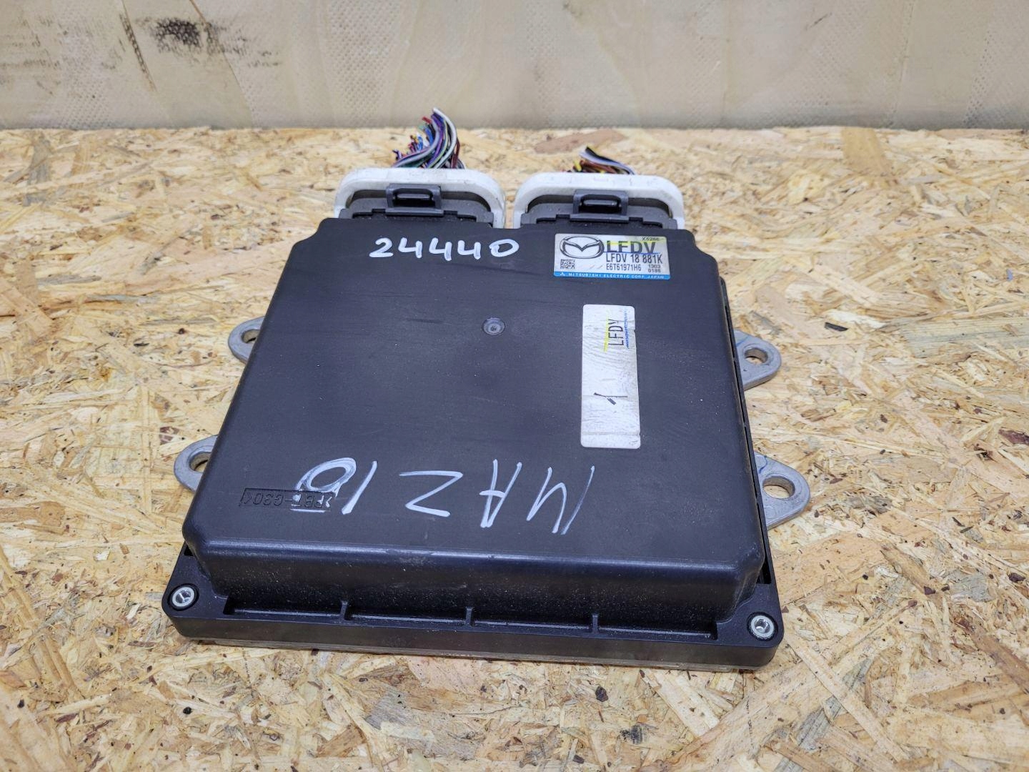 modul Bedienteil Mazda 5 2 2011 LFDV18881K