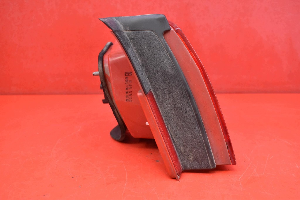 light right rear part rear 3C5945096C VW PASSAT B6 sedan 05-10