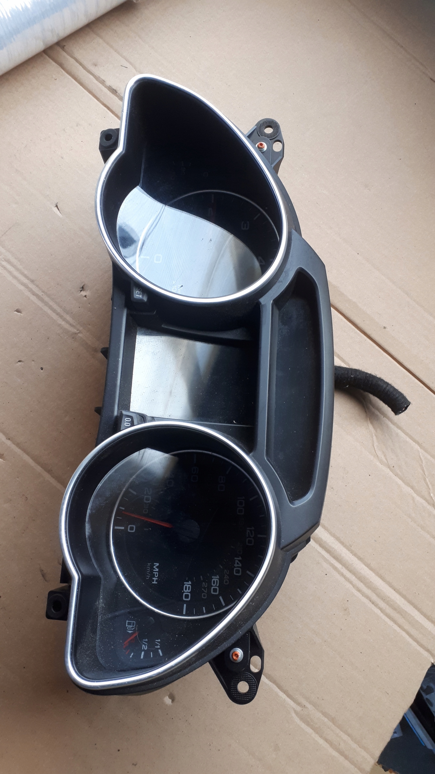 AUDI A5 8T dials 2.0 TDI UK 8T0920981K