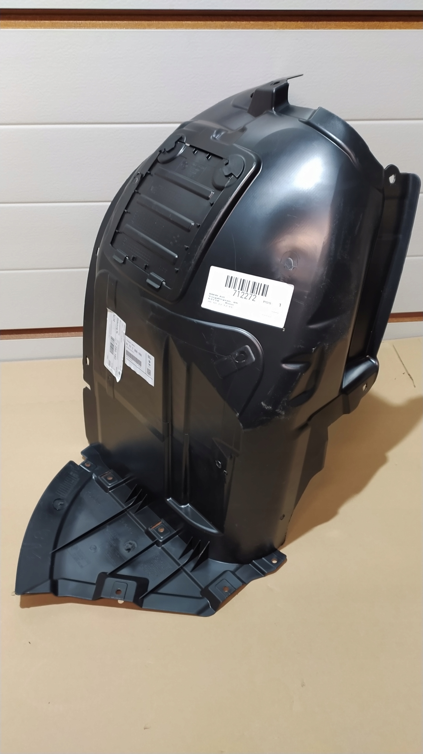 подкрылки правый перед BMW X1 E84 oe 75965010