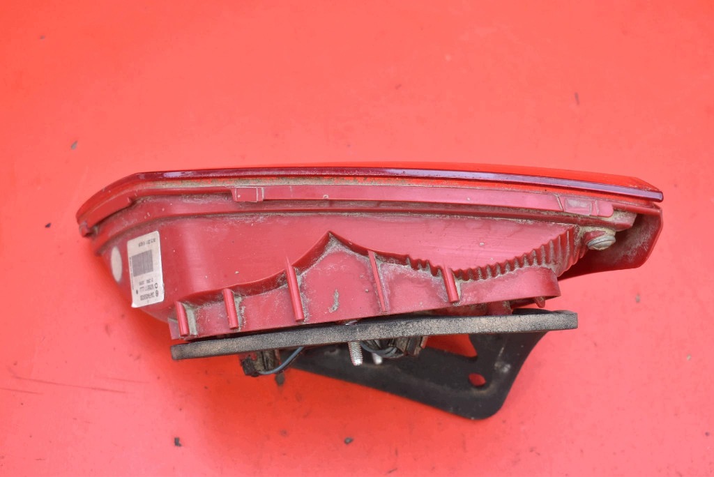 light left rear part rear 3AF945093B VW PASSAT B7 KOMBI 10-15