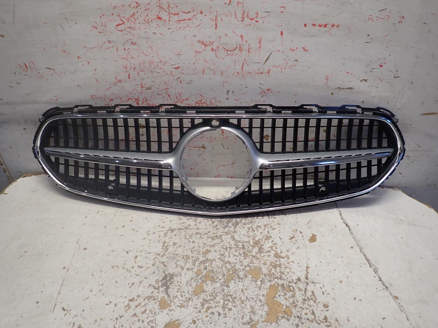 grille MERCEDES C-class W206 2021- A2068883800