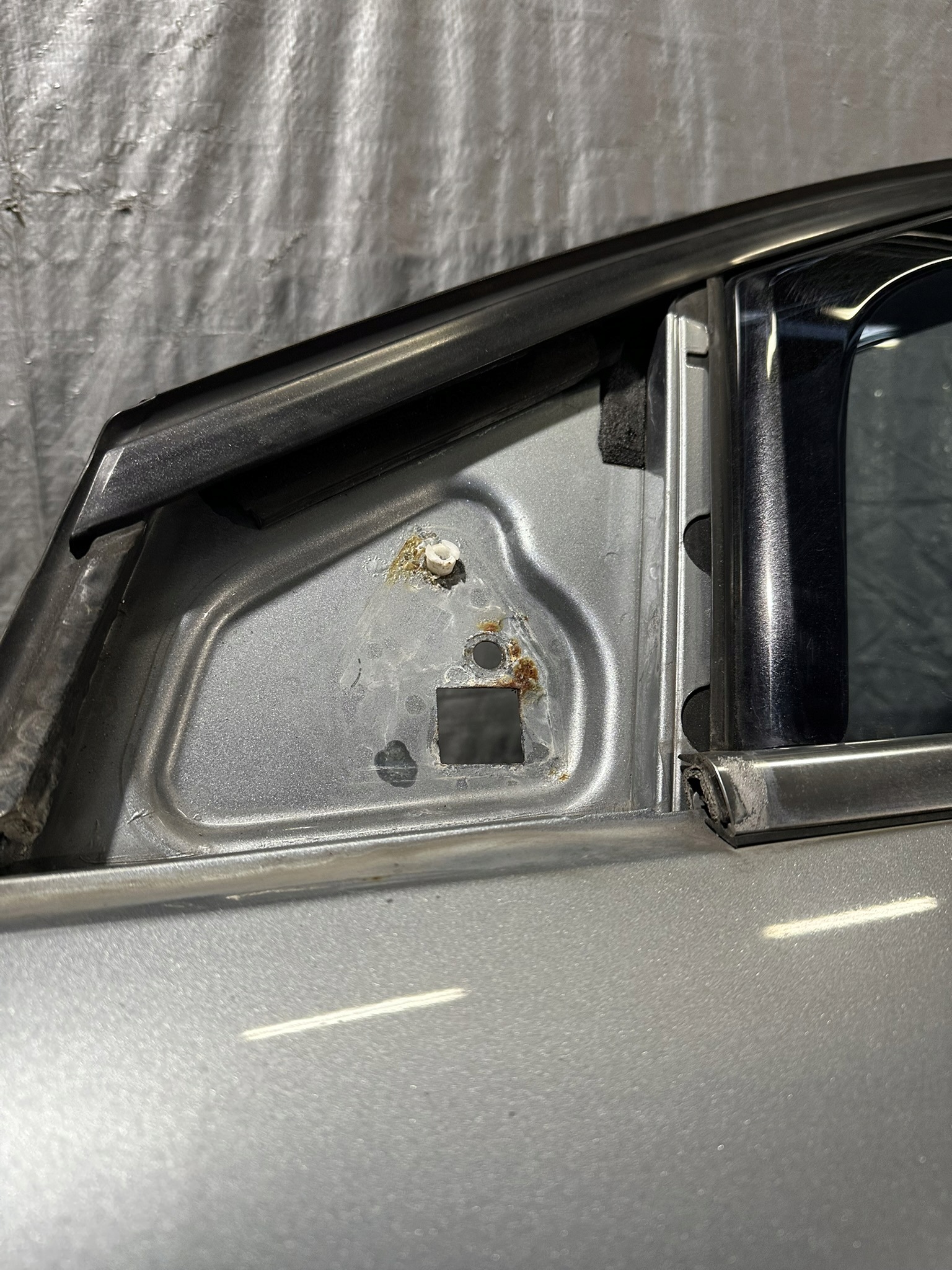 door left front FORD MONDEO MK4 KOMBI K: MACHINE SILVER