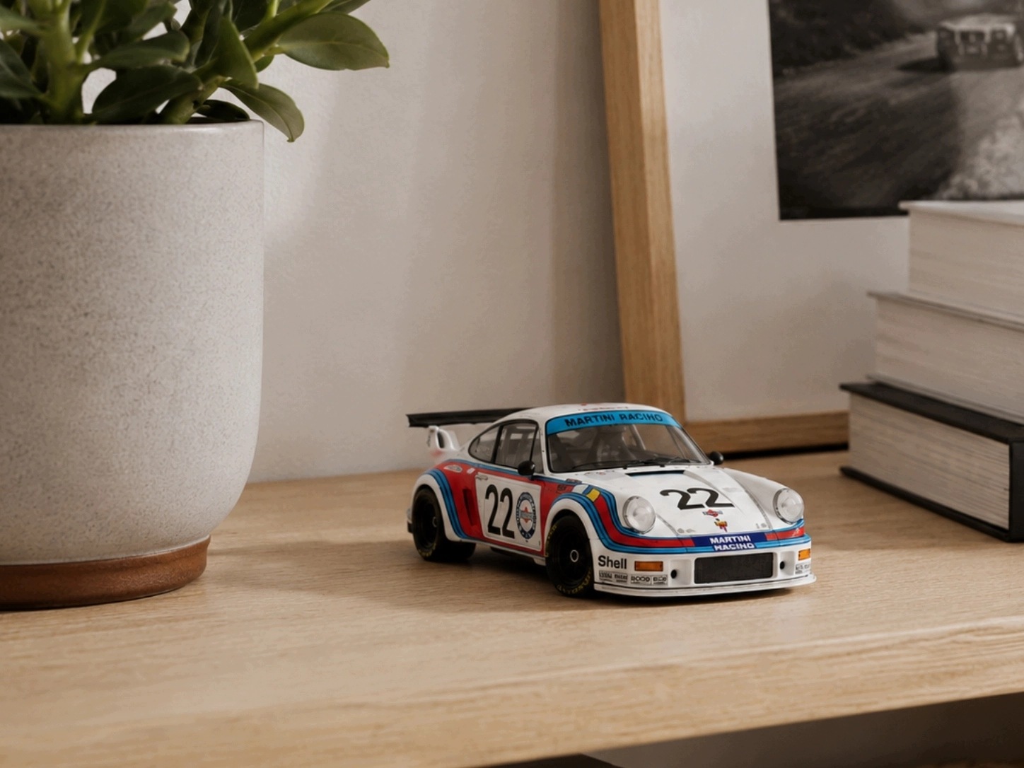 Адвент-календарь Franzis Porsche 911 RSR Turbo 2.1 Martini Racing, модель для сборки со звуком, от 14 лет — фото 7