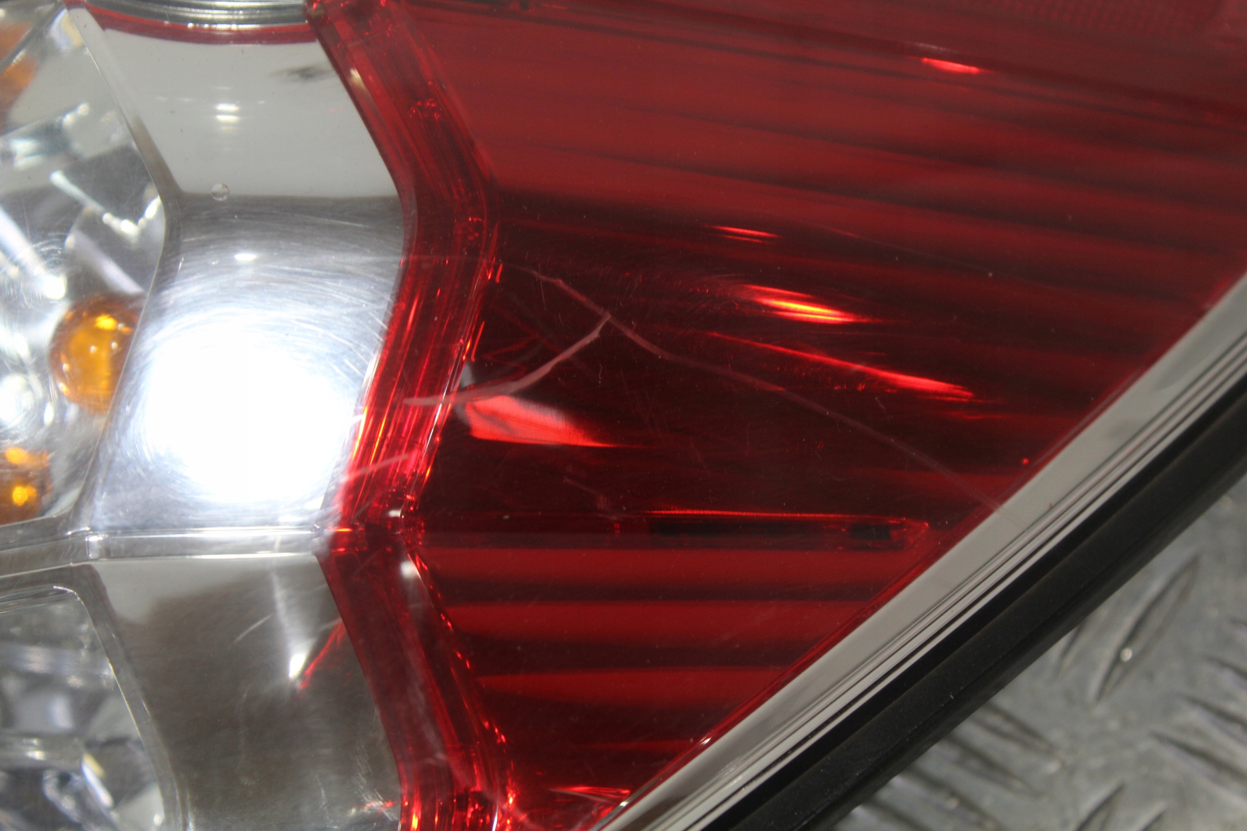 LICHT RECHTS HECK SUBARU FORESTER III 3