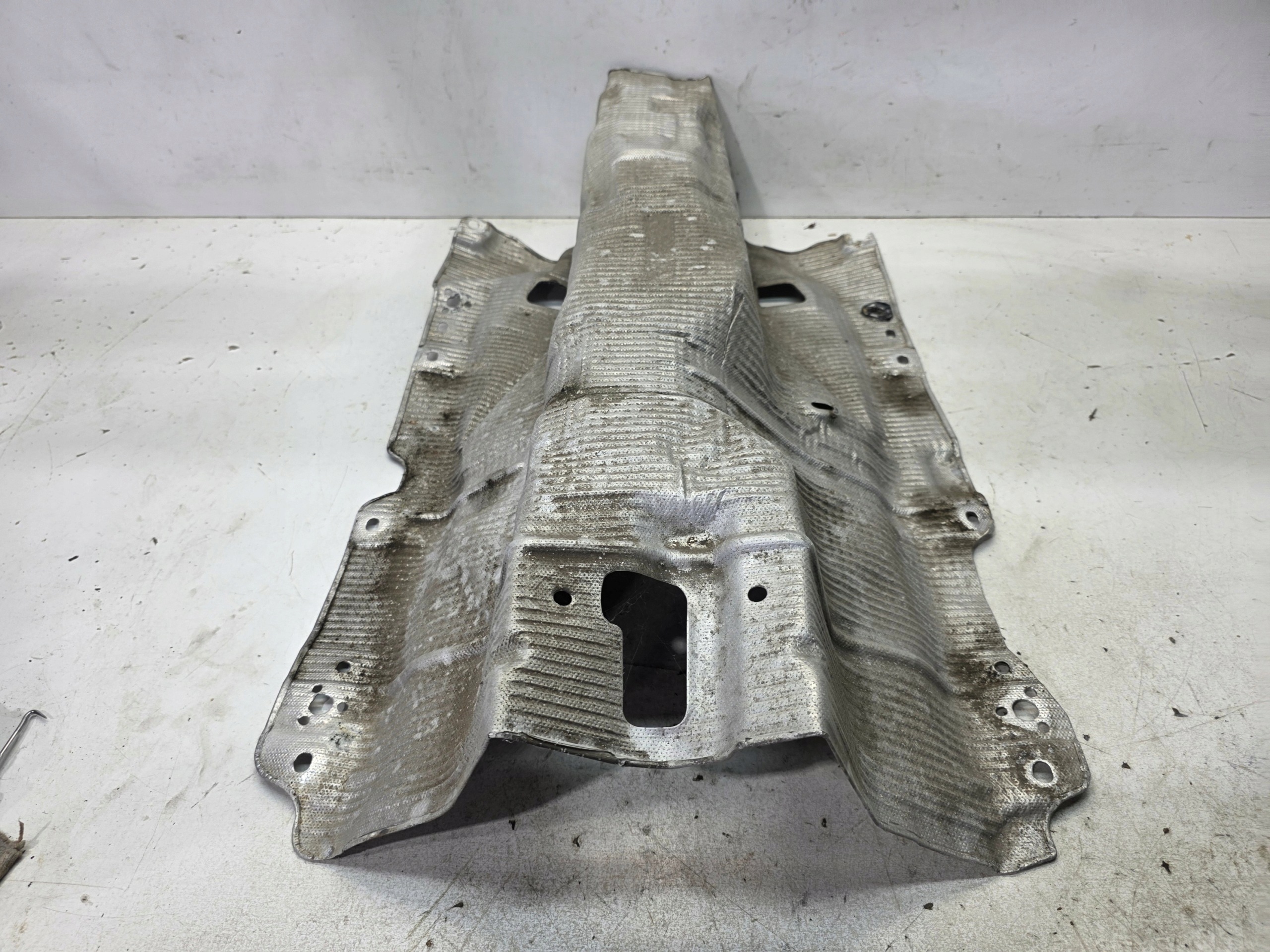 Blende Abdeckung TERMICZNA TUNELU AUDI A4 B9 A5 8W 8W0804160C