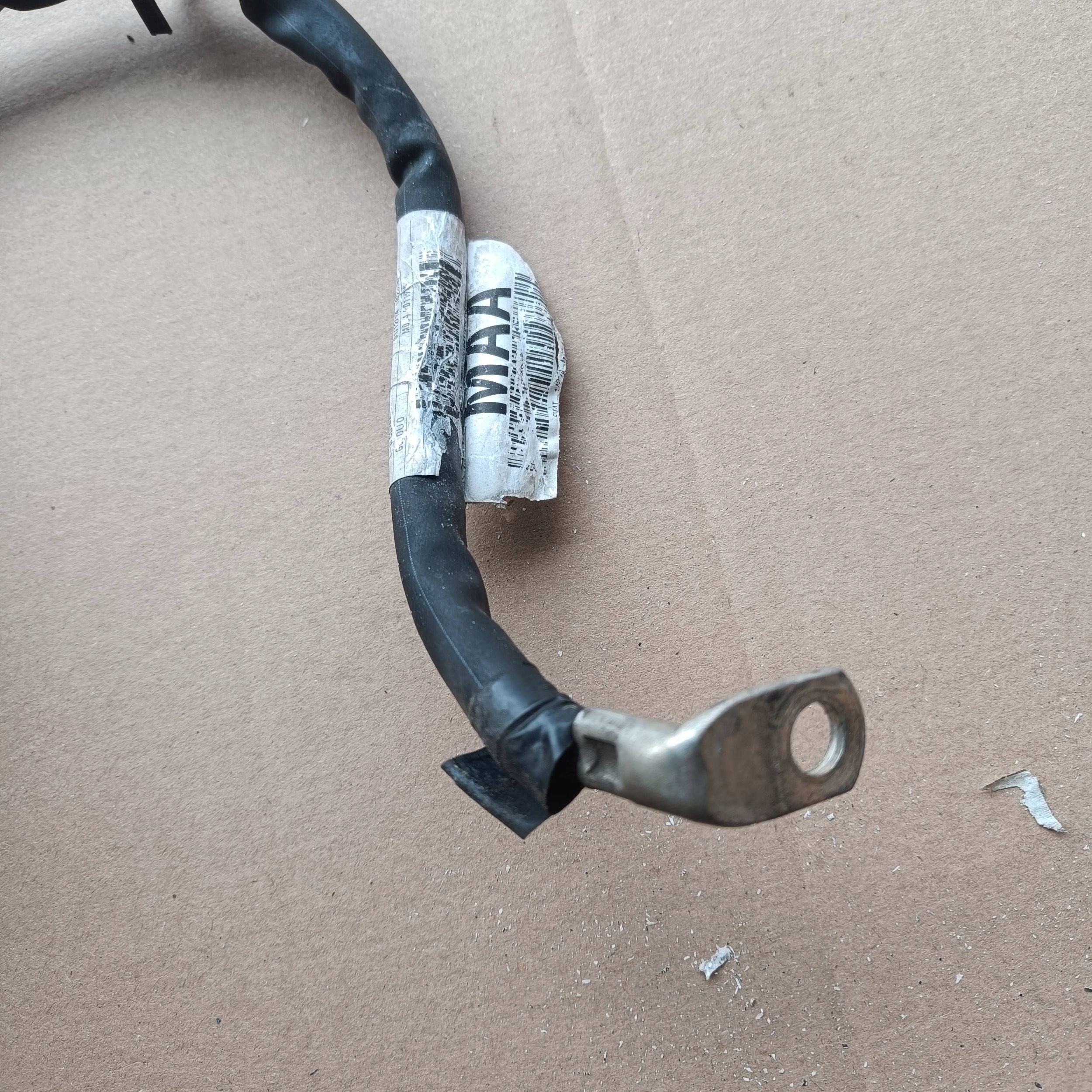 Ford Kuga MK2 1.6 petrol bundle przewodow wiring masy