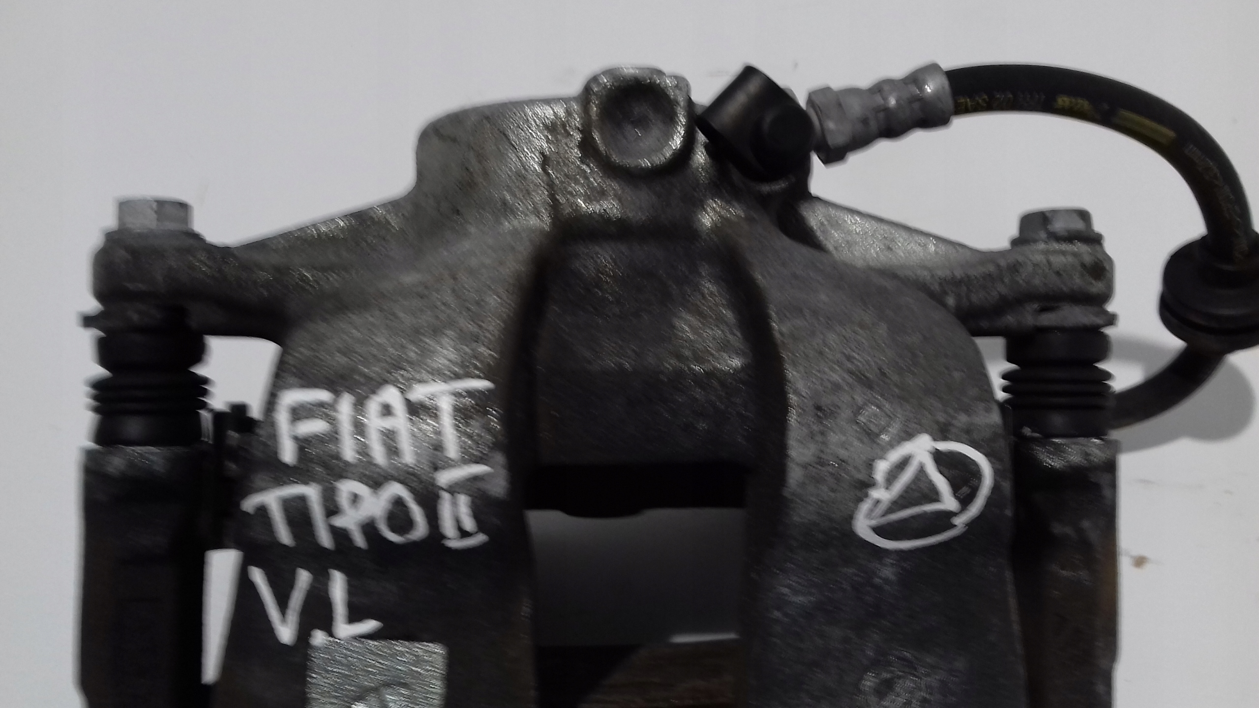 FIAT TIPO II caliper left front Z0H 57/26