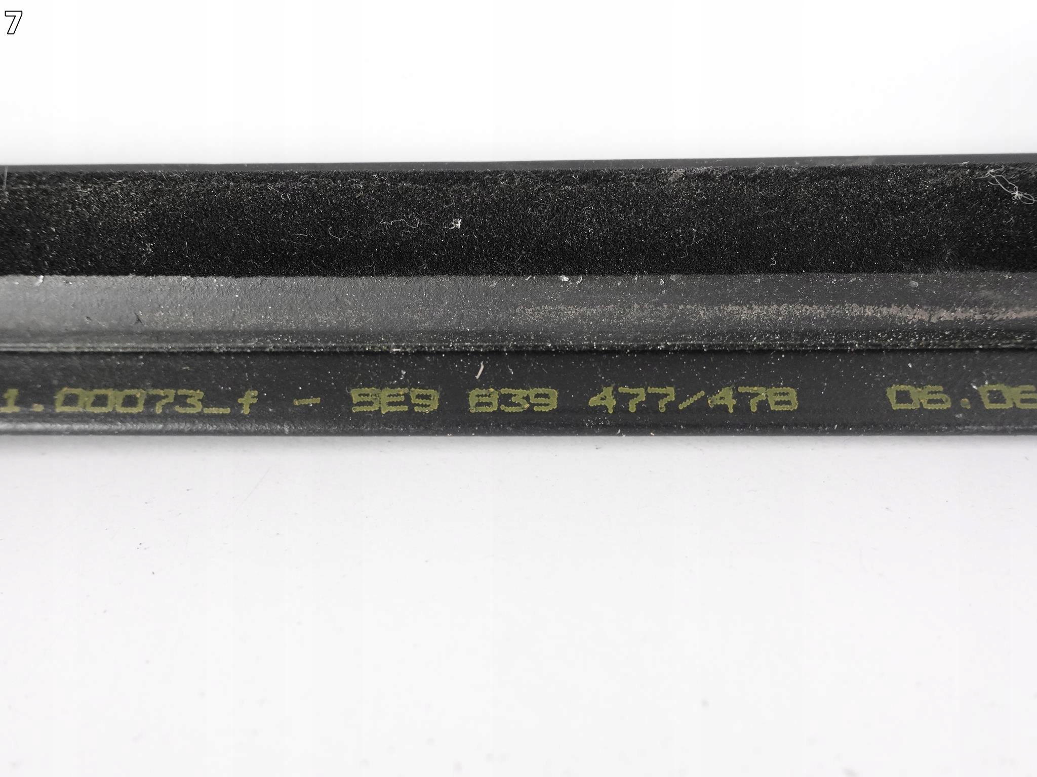 SKODA OCTAVIA III 3 5E9 KOMBI moulding dust