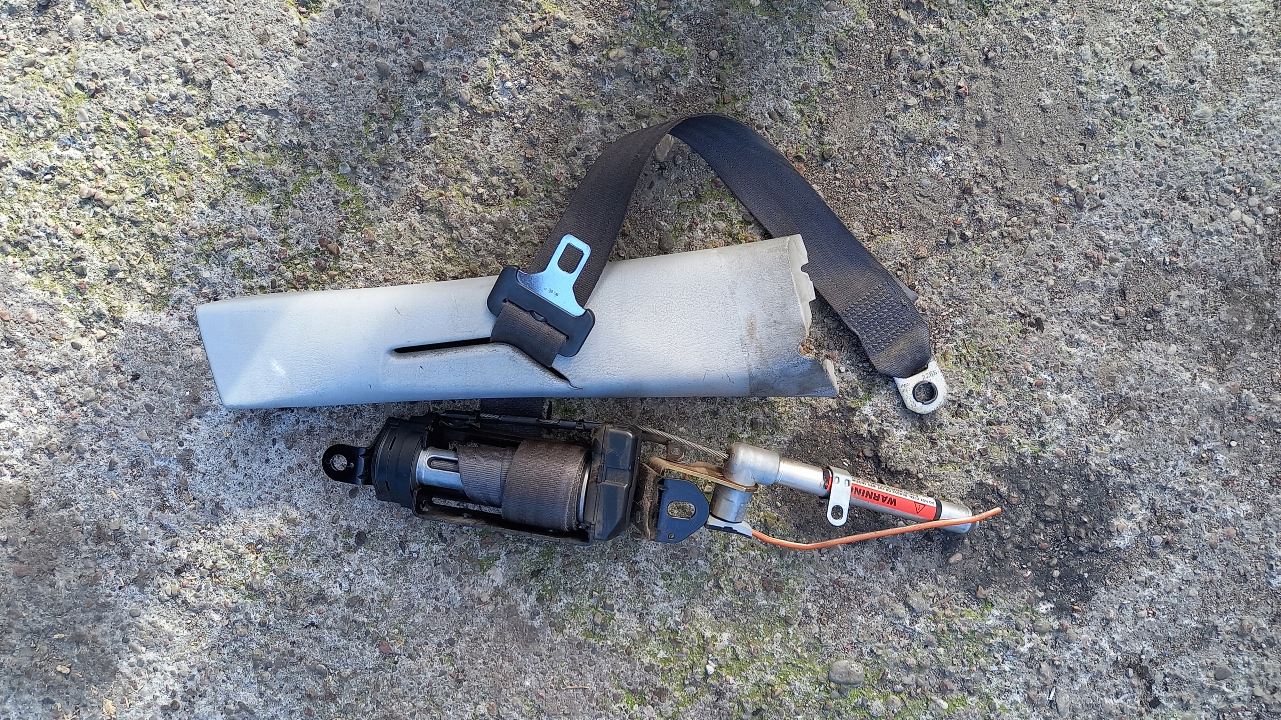 Ремень безопасности передний правый VOLVO S40 98r 1.8 B