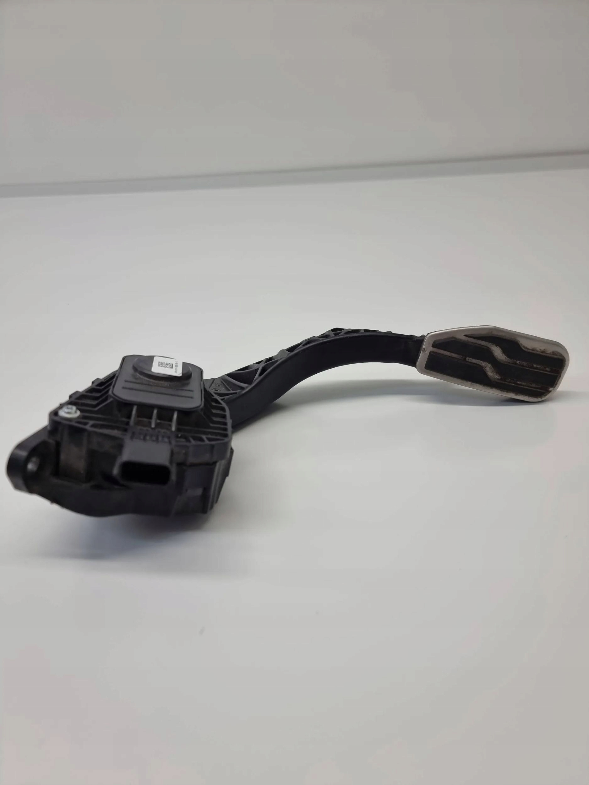 педаль газа FORD Edge II 9F836CT8UCe