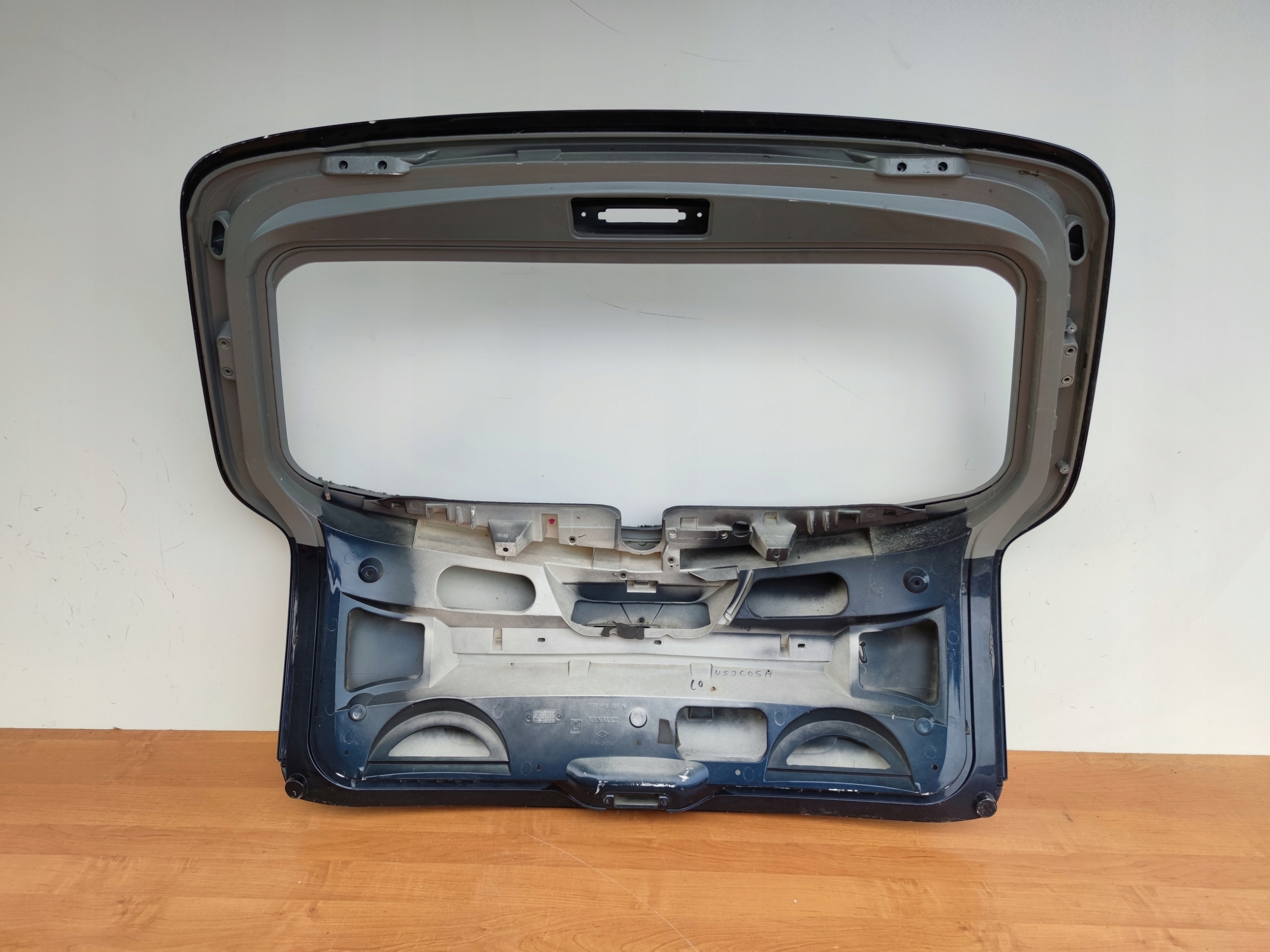 RENAULT LAGUNA II 2 KOMBI trunk door boot cover