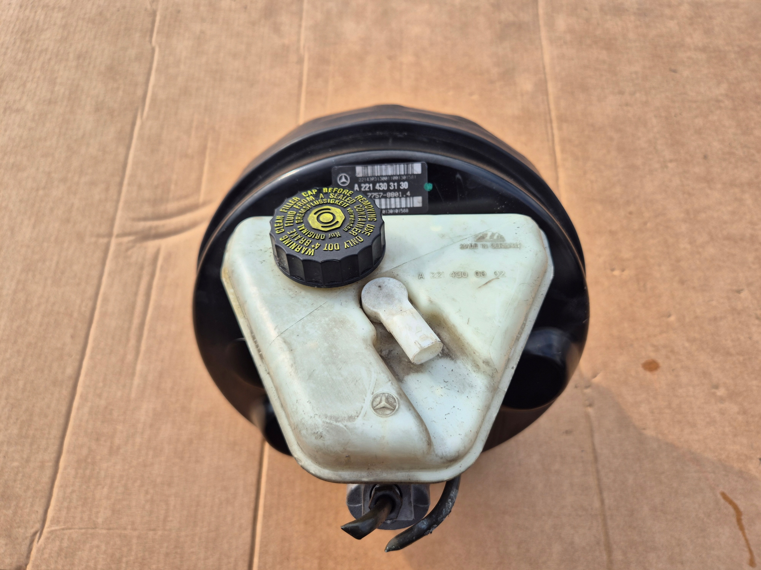 Servofreno servo KOMPLET 2214303130 MERCEDES W221