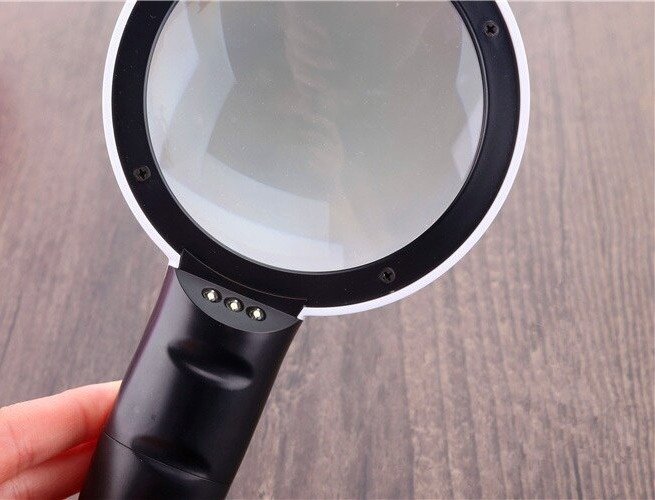 DUŻA LUPA PODŚWIETLANA LED JASNA SZKLANA WYRAŹNA SZKŁO POWIĘKSZAJĄCE 10X Model 2