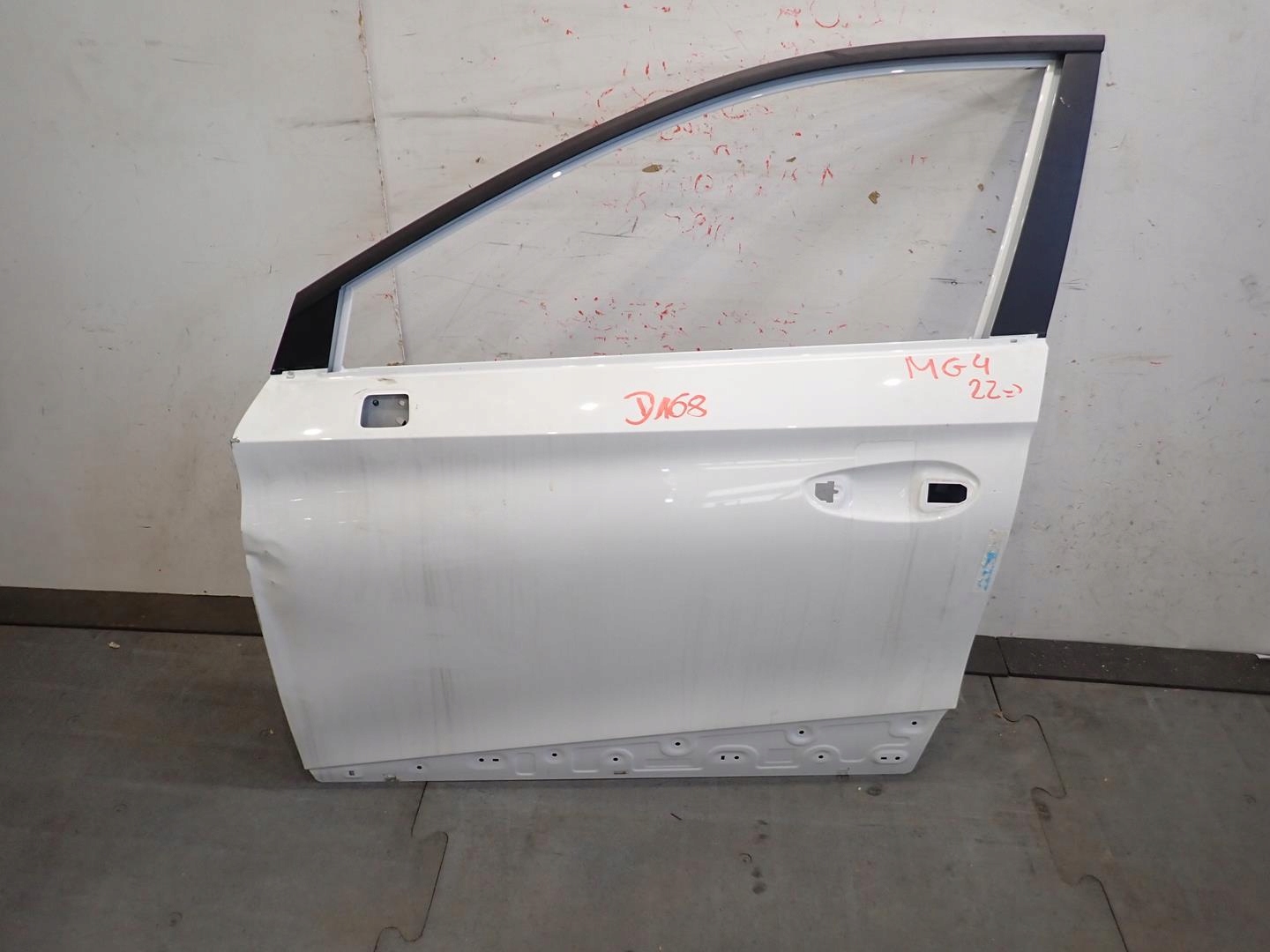 door front front left MG 4 MG4 2022