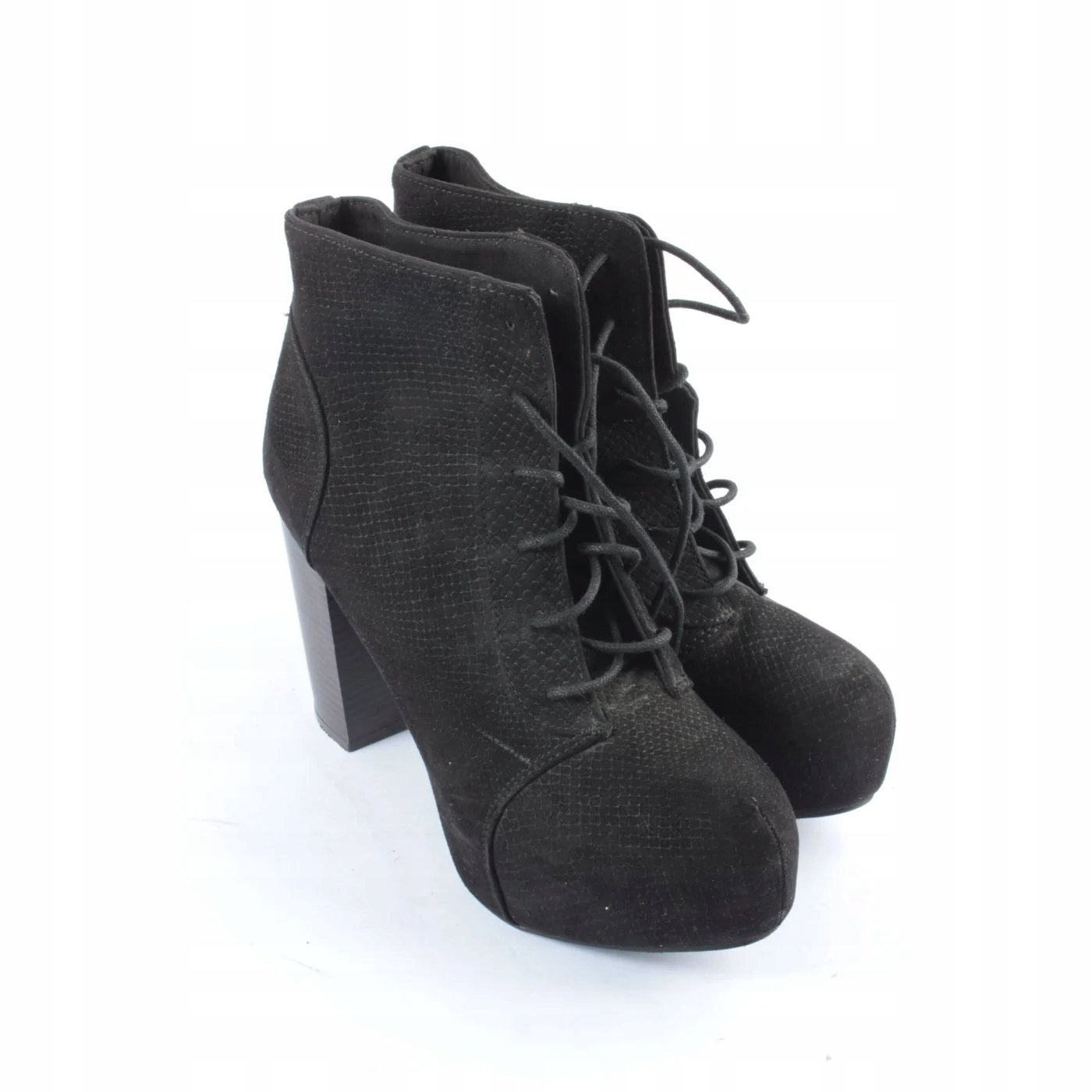 DIVIDED Sznurowane botki Rozm. EU 39 czarny