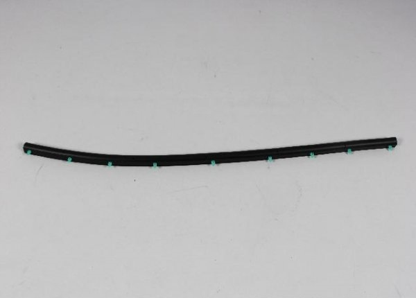 5109523AA - прокладка капота CHRYSLER TOWN & COUNTRY V