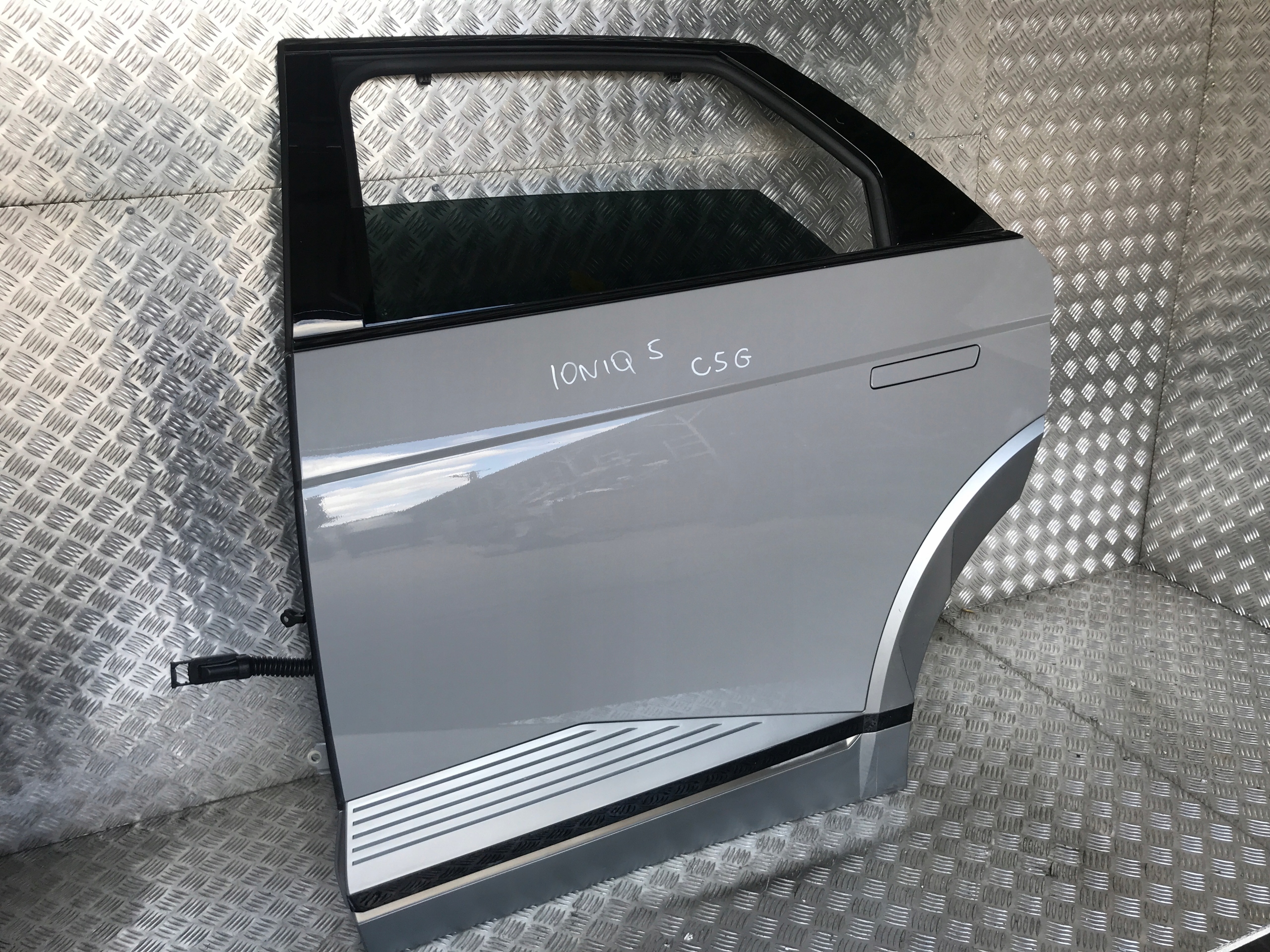 HYUNDAI IONIQ 5 DRZWI TYLNE TYŁ LEWE KPL C5G 21-23