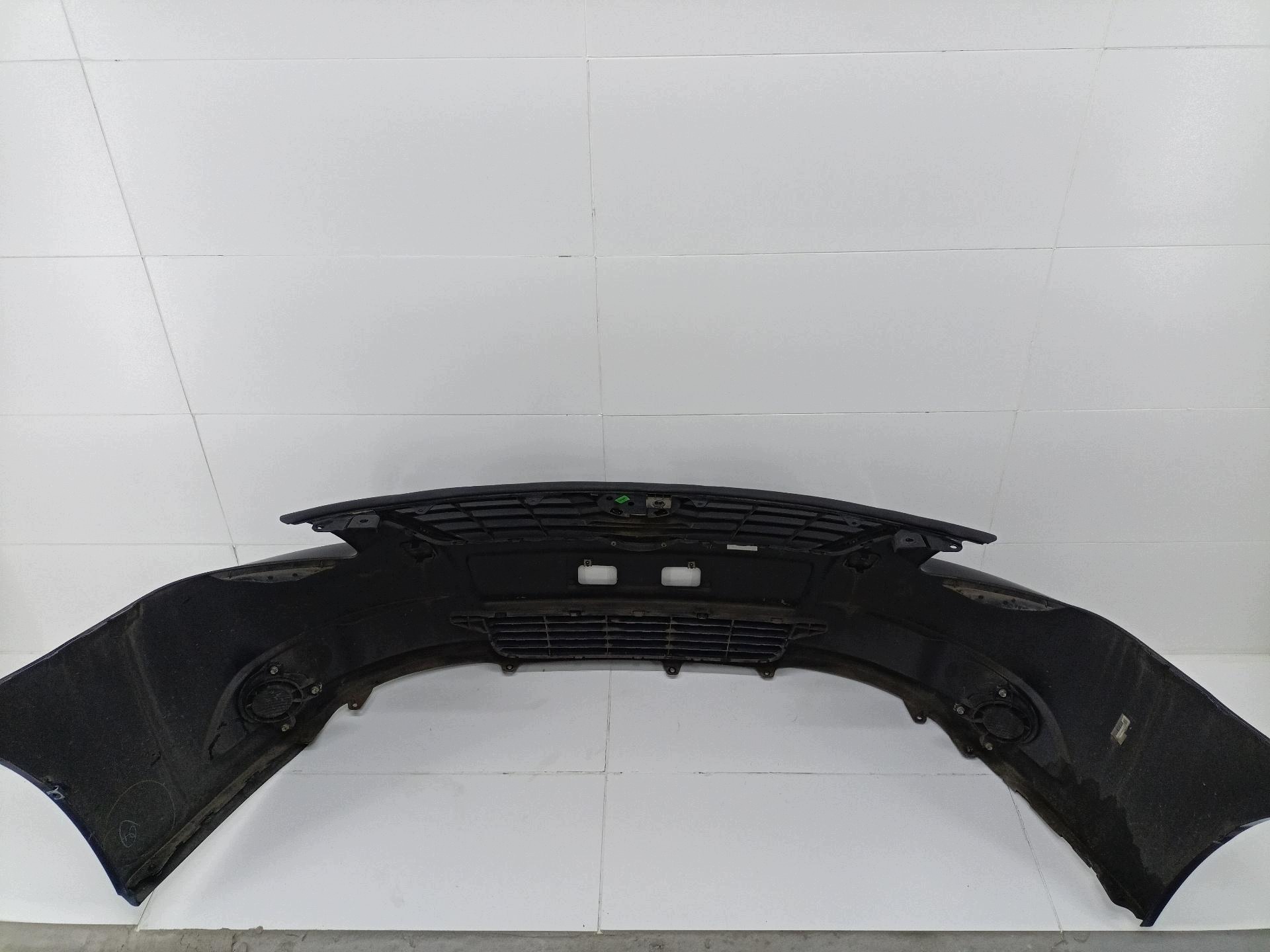 bumper front Toyota Avensis 3 T270 facelift ZRT272W 2012