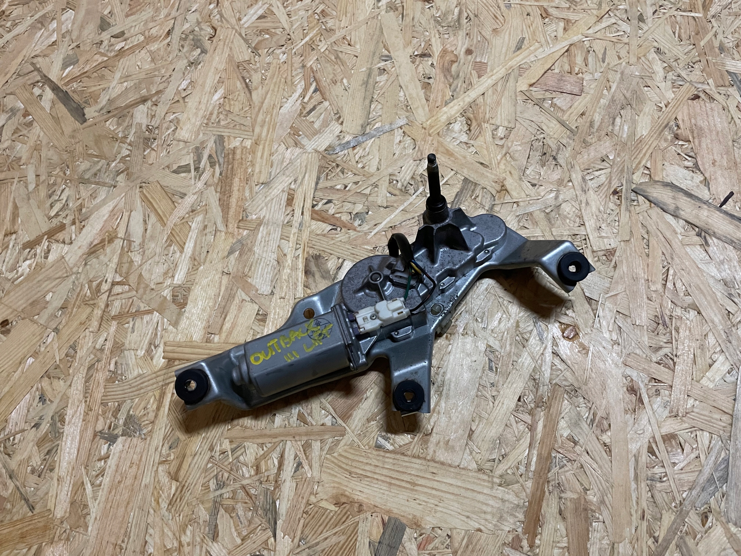 SILNIK SILNICZEK WYCIERACZKI KLAPY BAGAŻNIKA TYŁ SUBARU OUTBACK III 3 LIFT