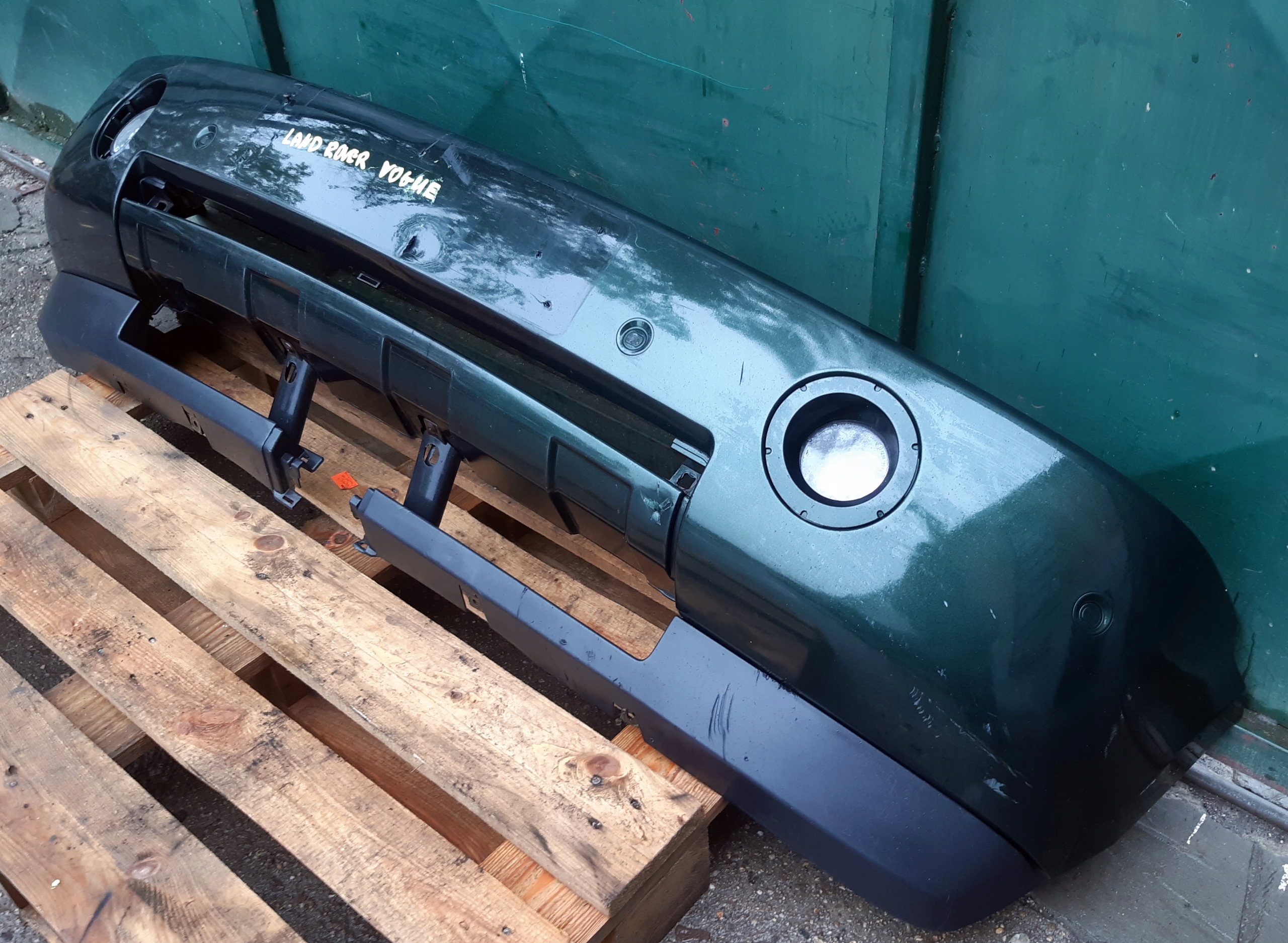 LAND ROVER VOGUE 2006R bumper front PDC complete