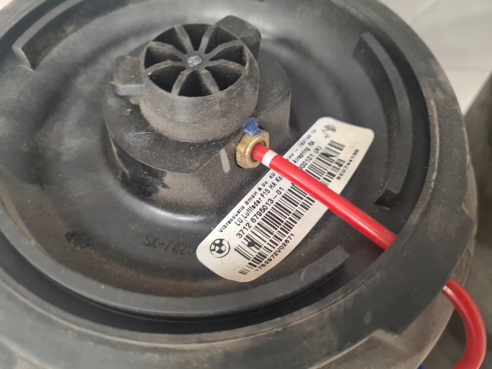 BMW X5 F15 LUFTFEDERBALG HECK 6795013