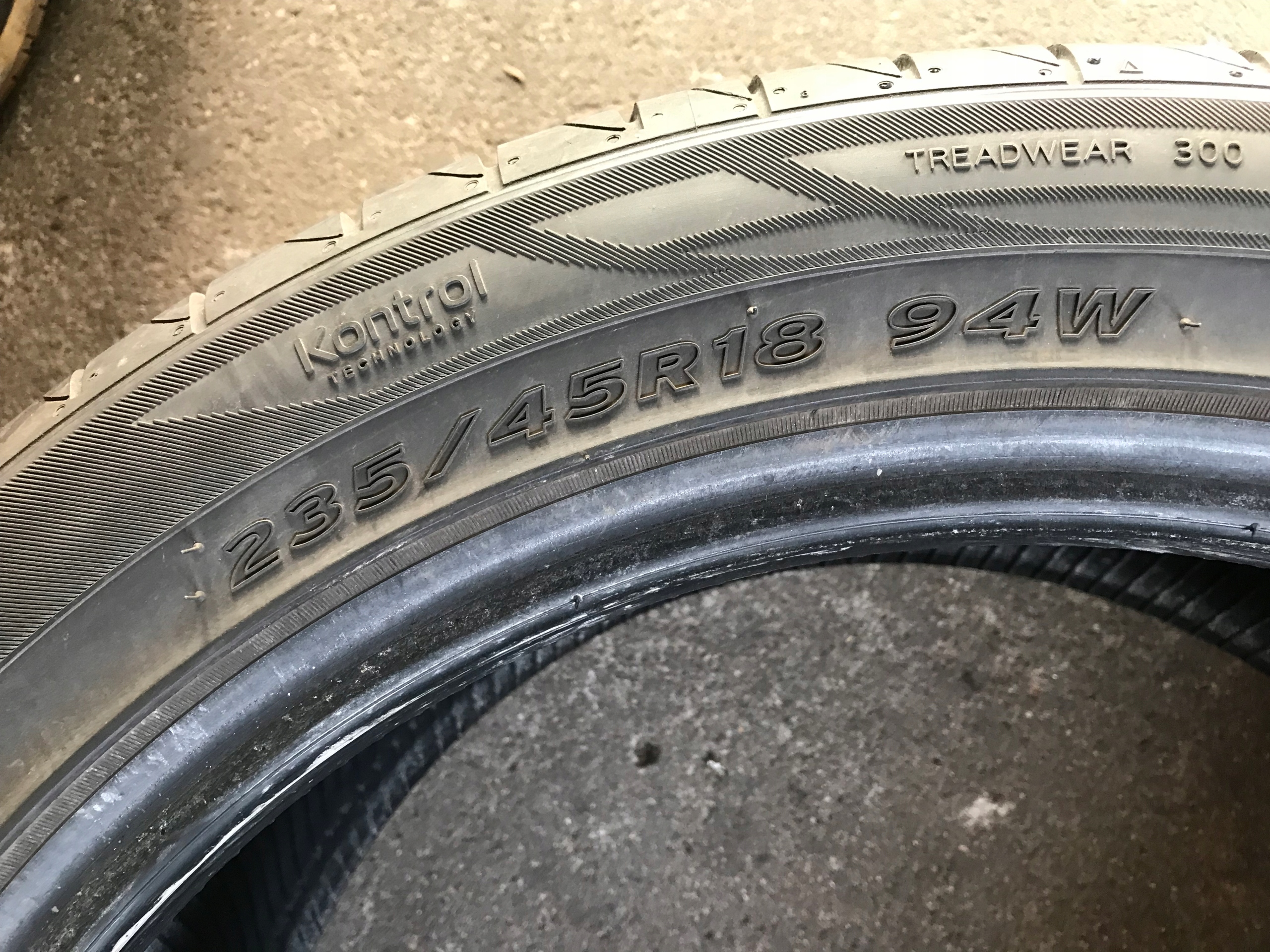 gomma 235/45R18 Hankook Ventus Prime 2 SEAL 6,5mm