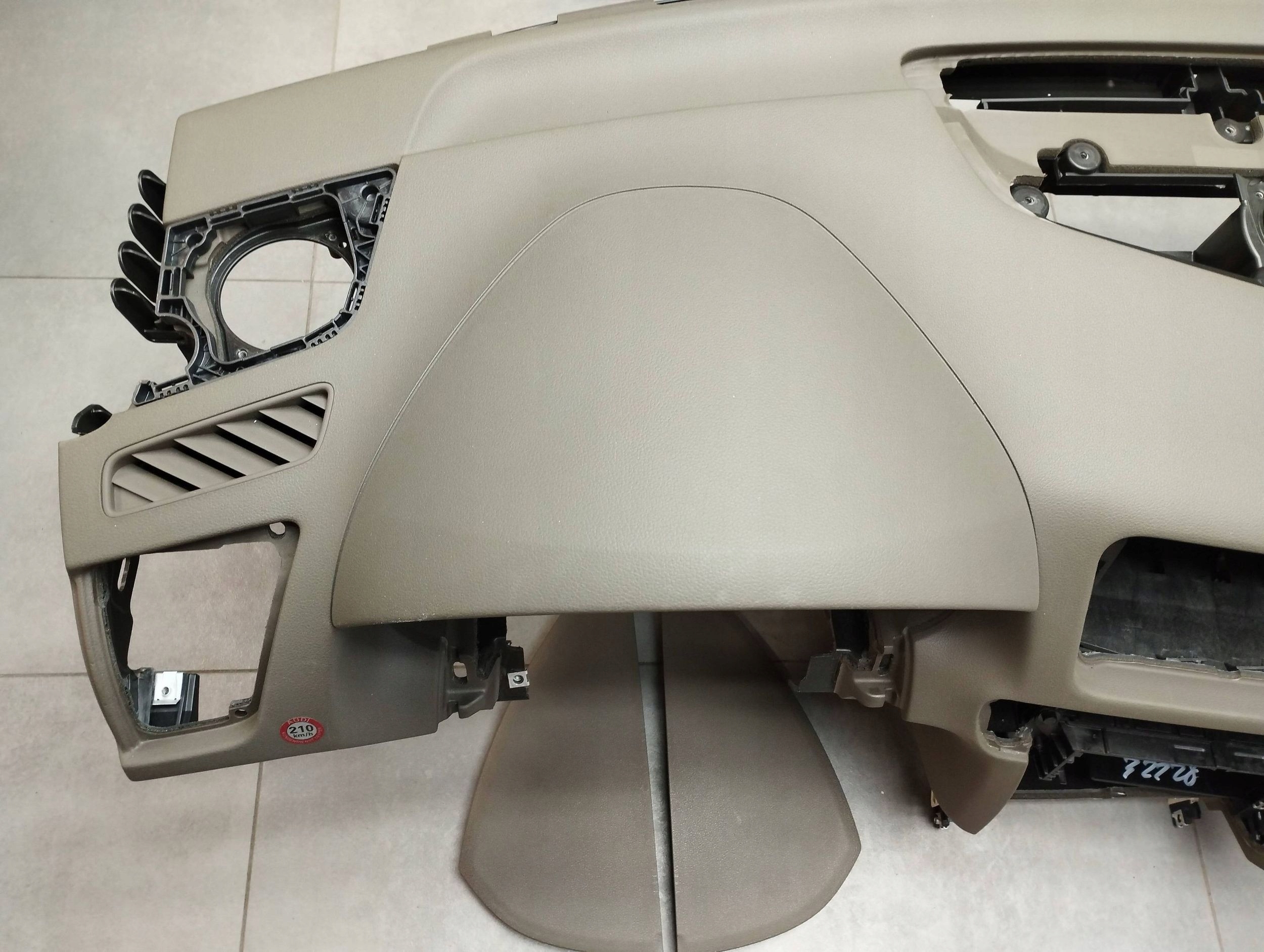 Audi Q5 8R dashboard cockpit original console 8R1857041F