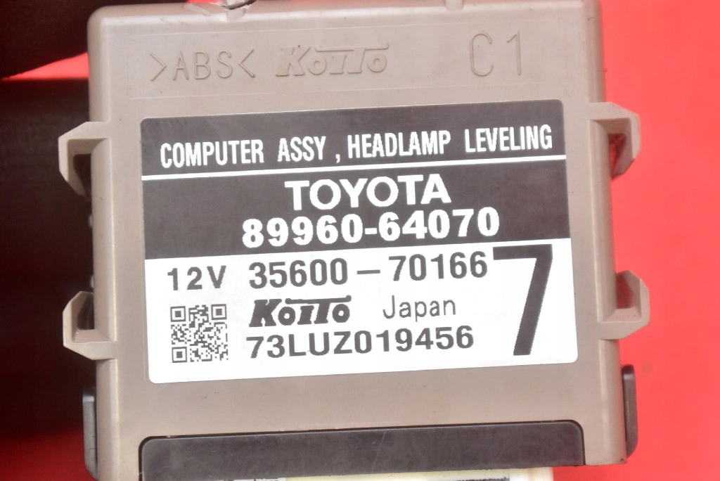 Centralina modulo luci 89960-64070 TOYOTA VERSO 09-18