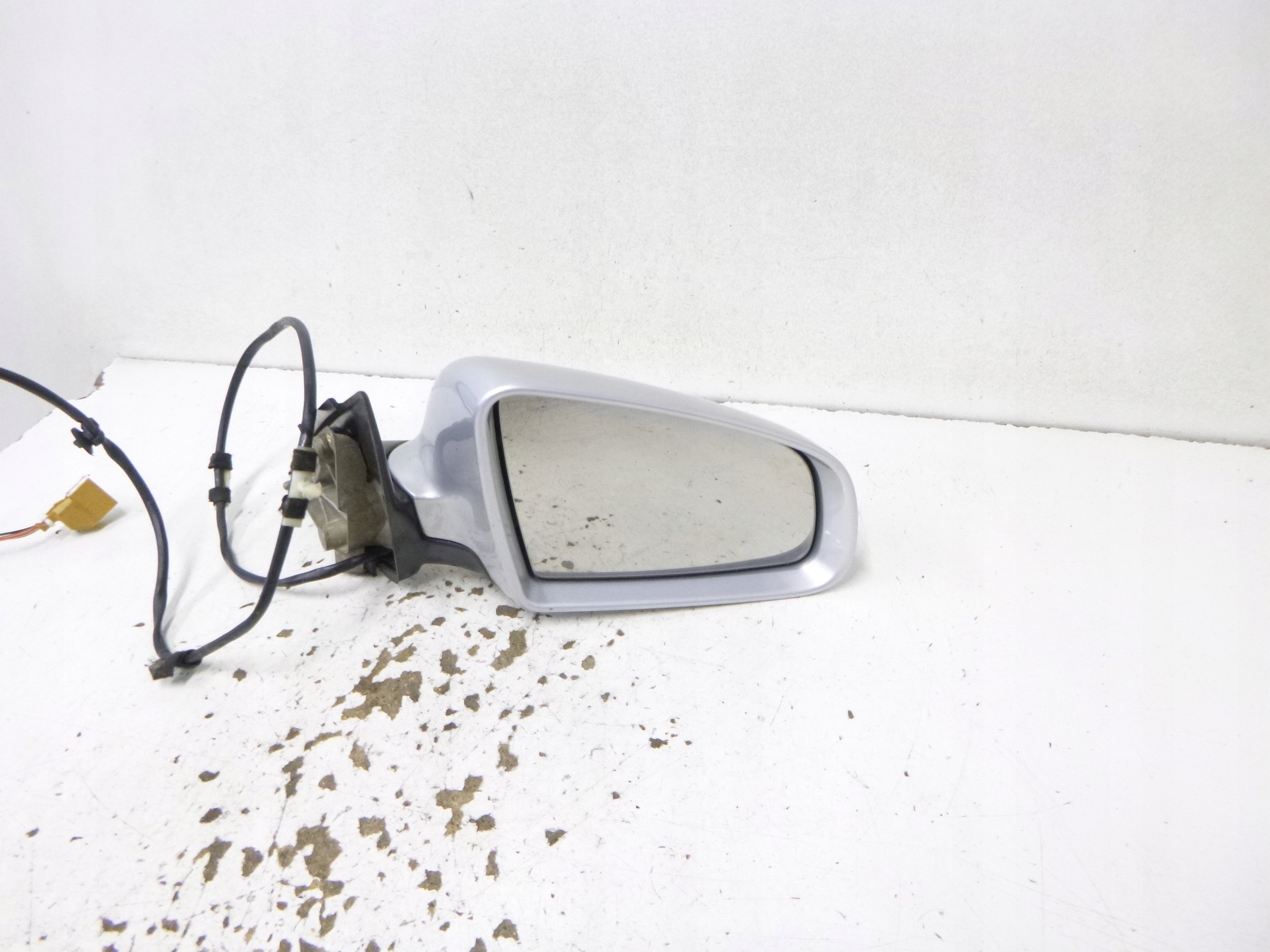 mirror right Audi A4 B6 LY7W 5 Pin 2003r.