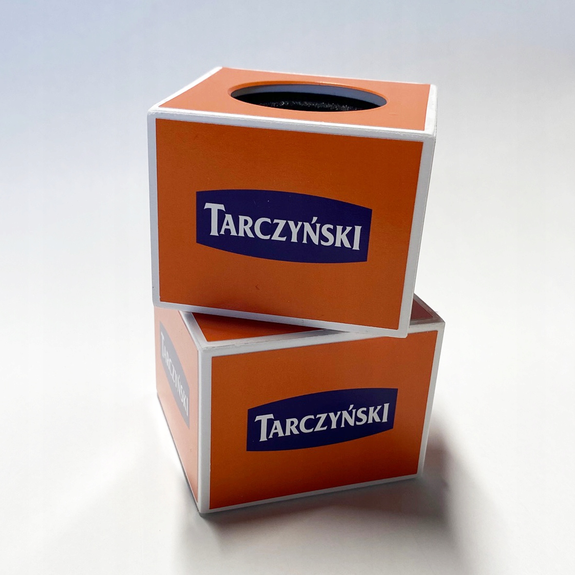 KOSTKA MIKROFONOWA LOGO NAKŁADKA DZIENNIKARSKA Kod producenta km0001