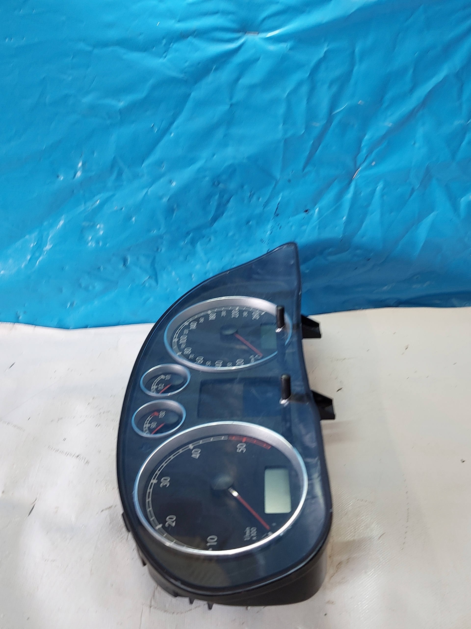 dials clock PASSAT B5 1.9 TDI 3B0920829A