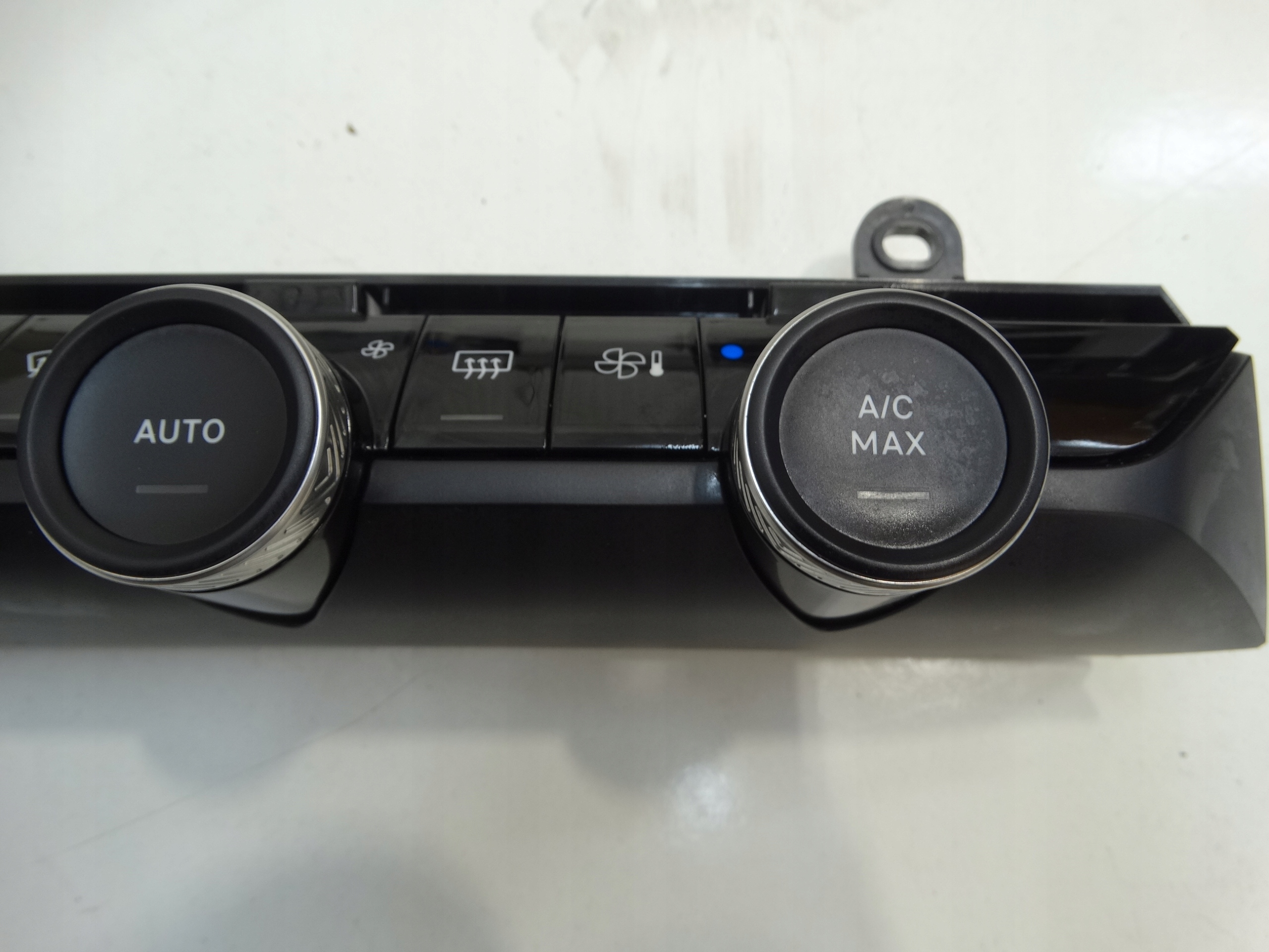 Unite commande clima Bouches buses CITROEN C4 III 9844375880 2020R.
