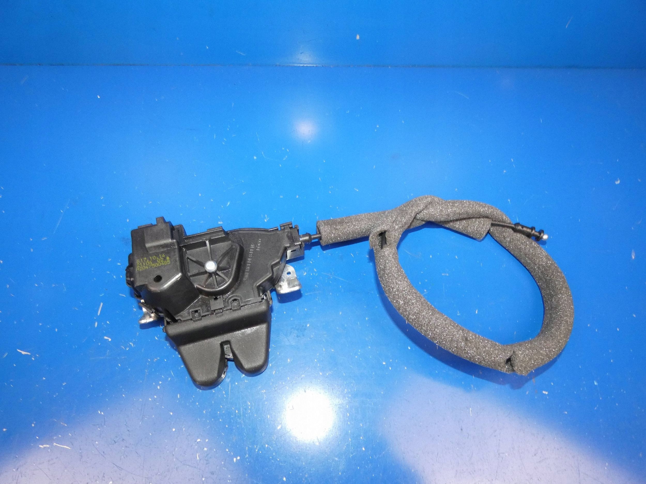 MERCEDES C KLASA W205 sedan lock bonnet boot rear part