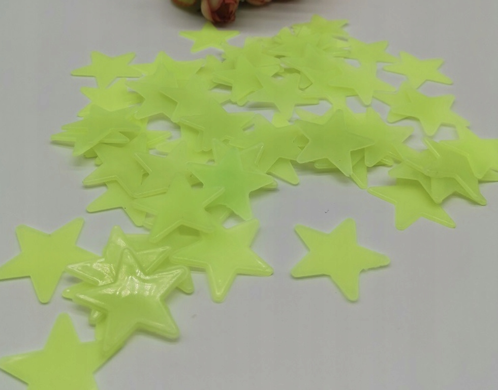 100szt GWIAZDKI FLUORESCENCYJNE ŚWIECĄCE NA ŚCIANĘ DO POKOJU DZIECKA Marka inna