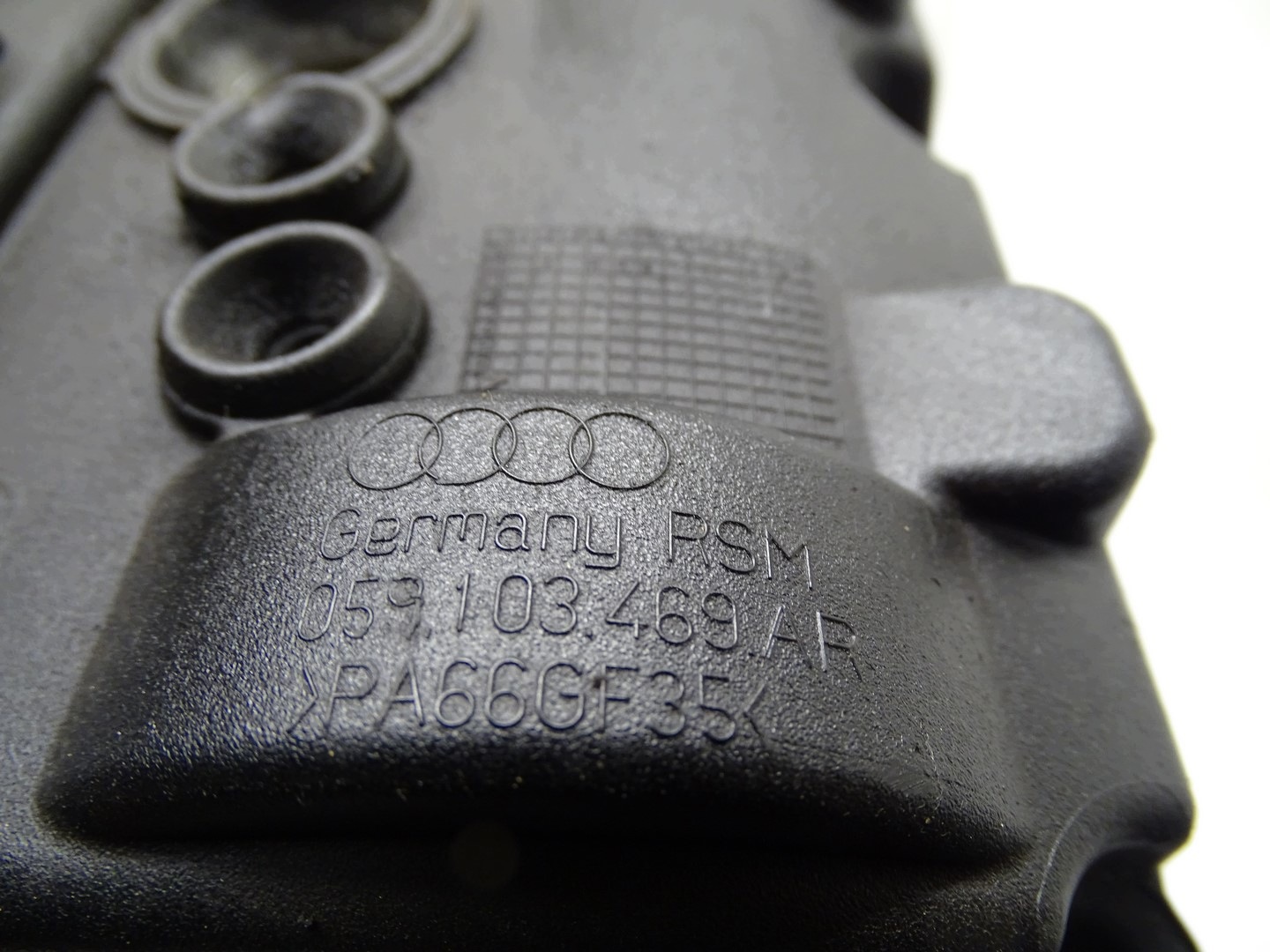 Abdeckung der Ventile links AUDI A6 C7 Q5 A8 D4 3.0 TDI CDU 059103469AR