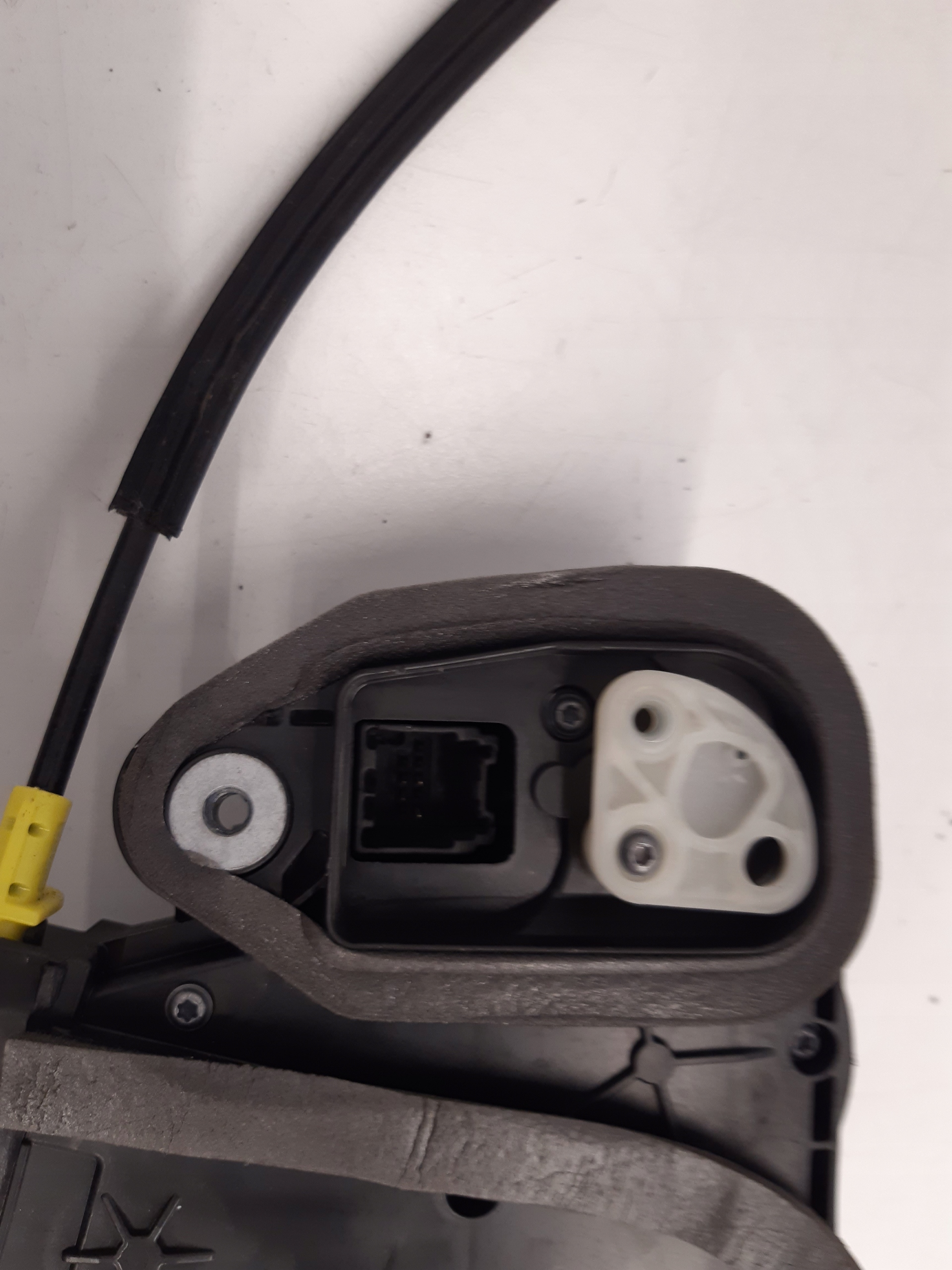 lock right front Opel Astra J