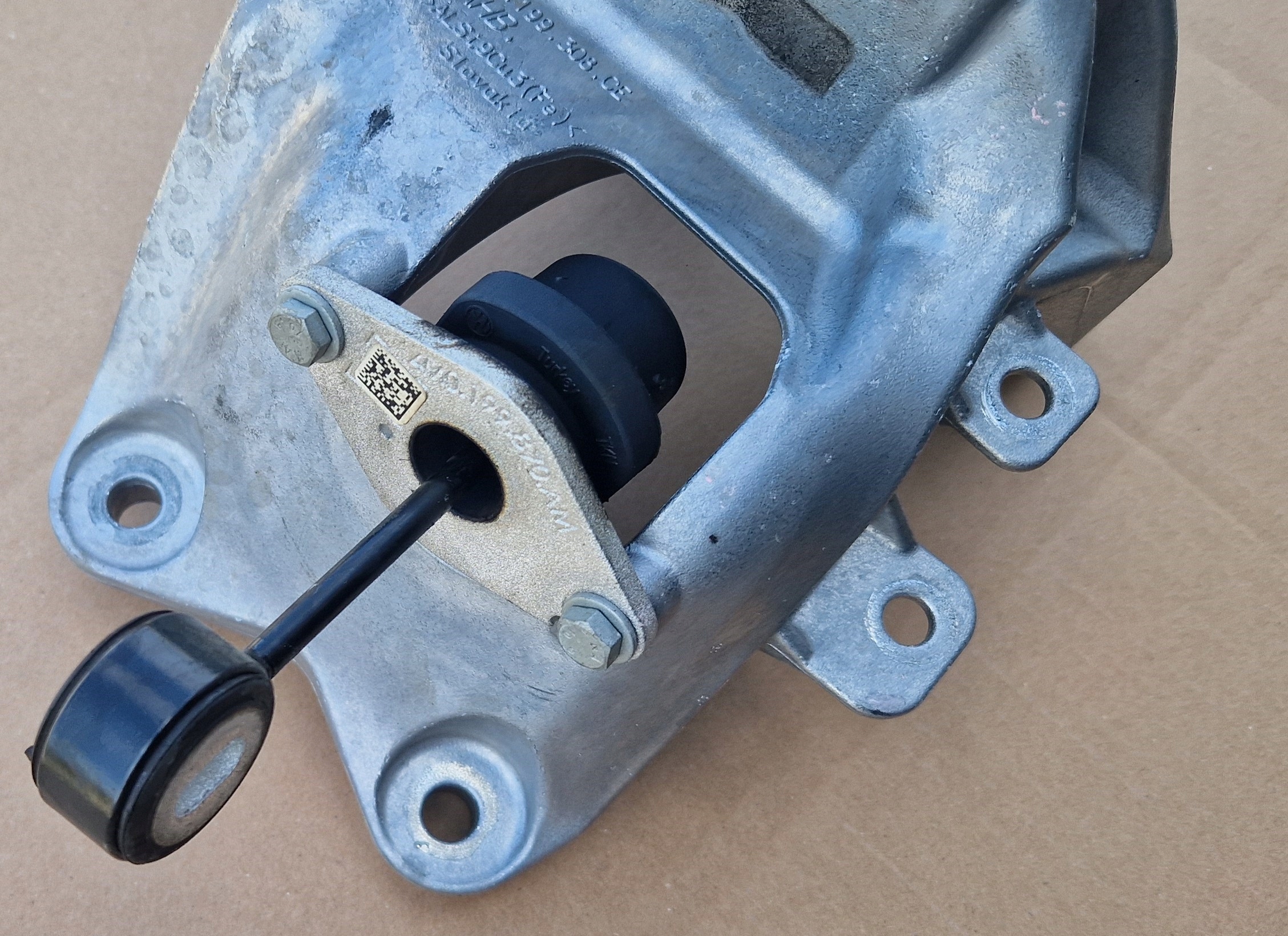 engine mount 4M0199308CE original as new AUDI A4 A6 Q8