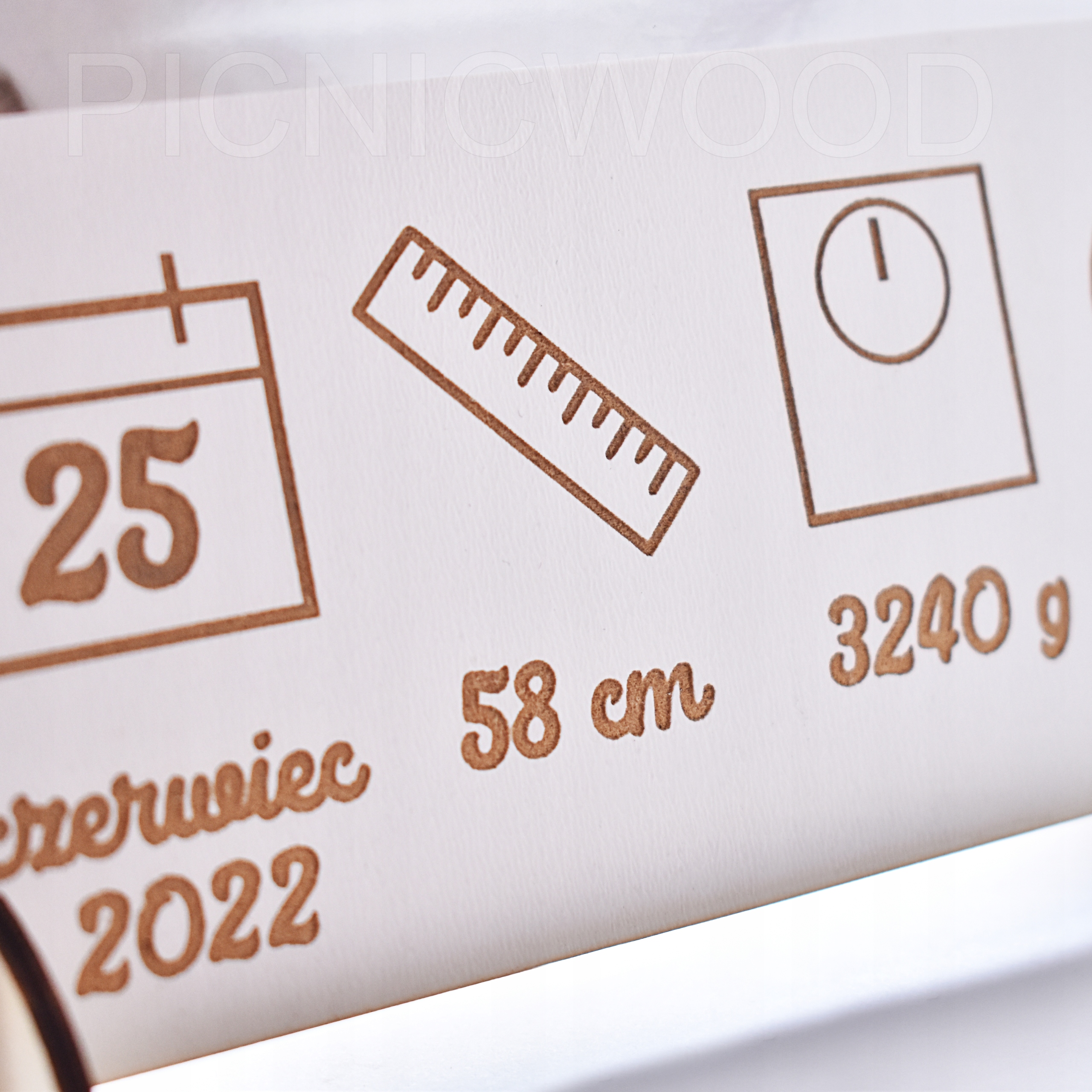 METRYCZKA RAMKA NA ZDJĘCIE HRZEST ROCZEK GRAWER Szerokość produktu 17 cm