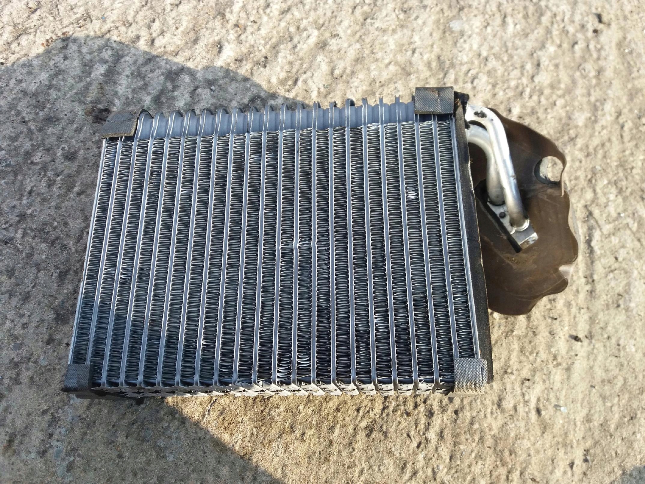 OPEL ASTRA H III chladic klíma 52404385