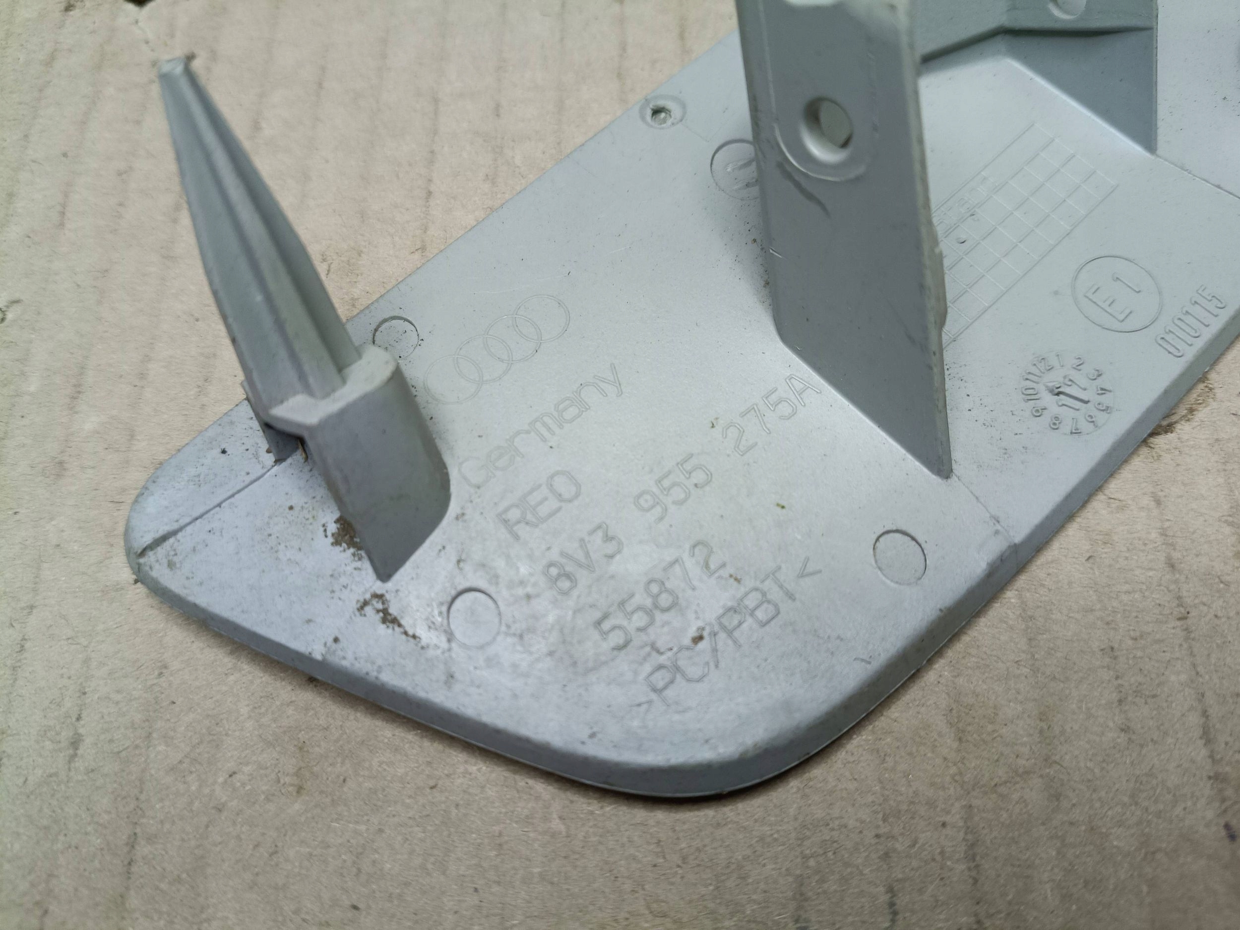 Copri LAVAFARO Anteriore Audi A3 S3 8V 8V3955275A