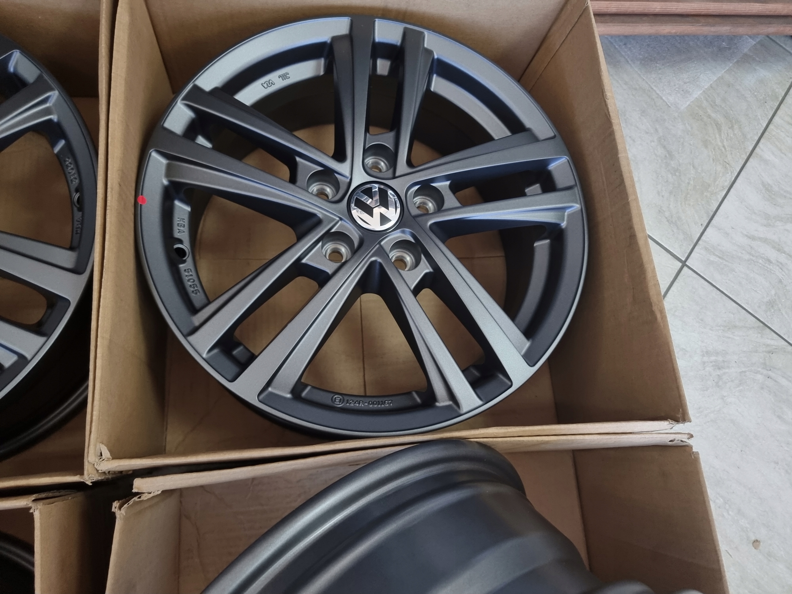 NOWE FELGI GRAFIT VW GOLF V VI VII VIII TOURAN SCIROCCO EOS 16" T-ROC ET43 Model SE026016
