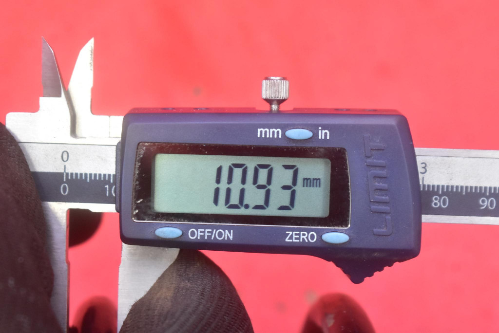 shock absorber right front NISSAN MICRA K13 1.2 80 KM 13-16