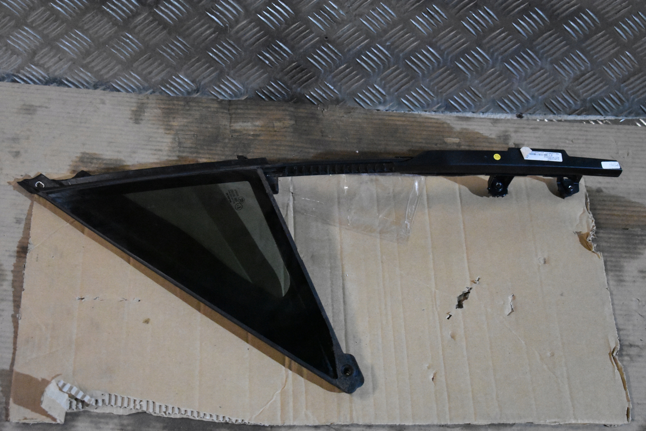 IDEALNA window door front left PORSCHE PANAMERA 971 AS2 17r. 1