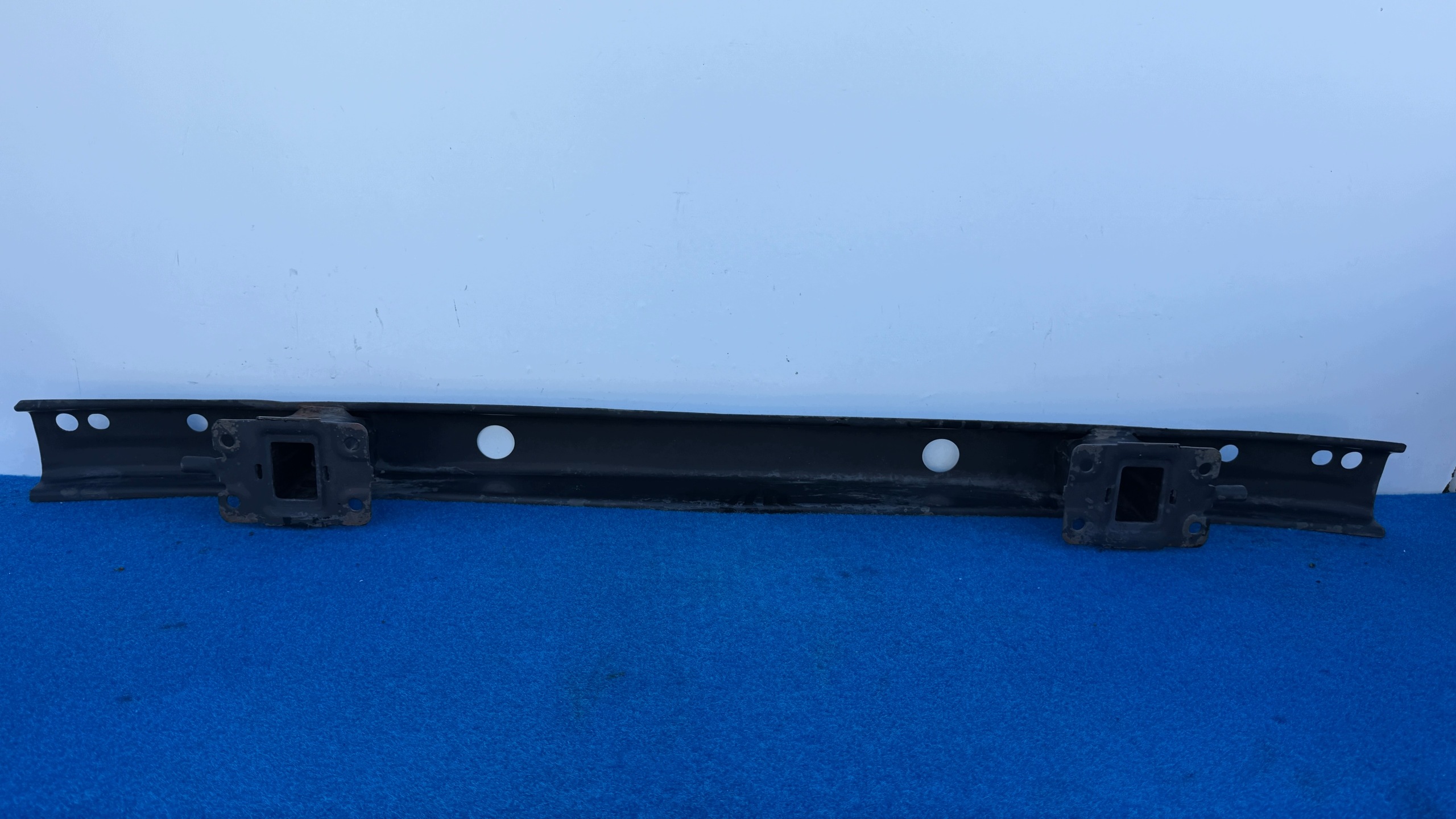 VW TRANSPORTER T5 T6 bumper support rear part pillar 7H0807305 NWBLC26?