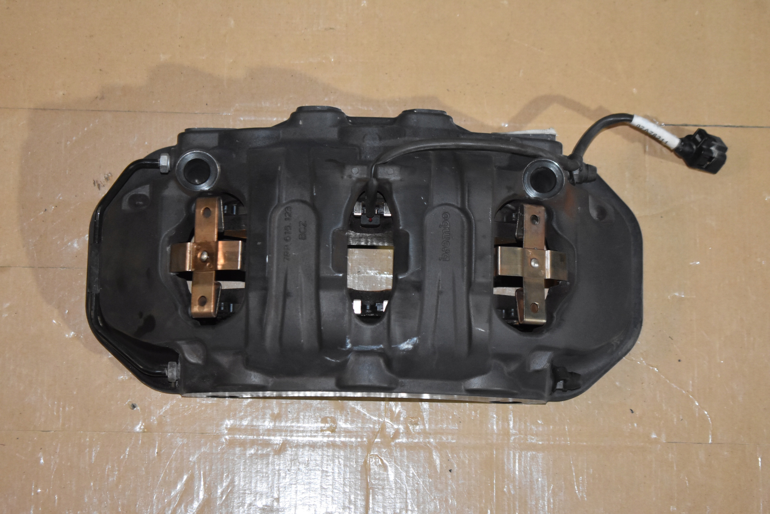 perfect condition caliper front front left PORSCHE PANAMERA 971 1