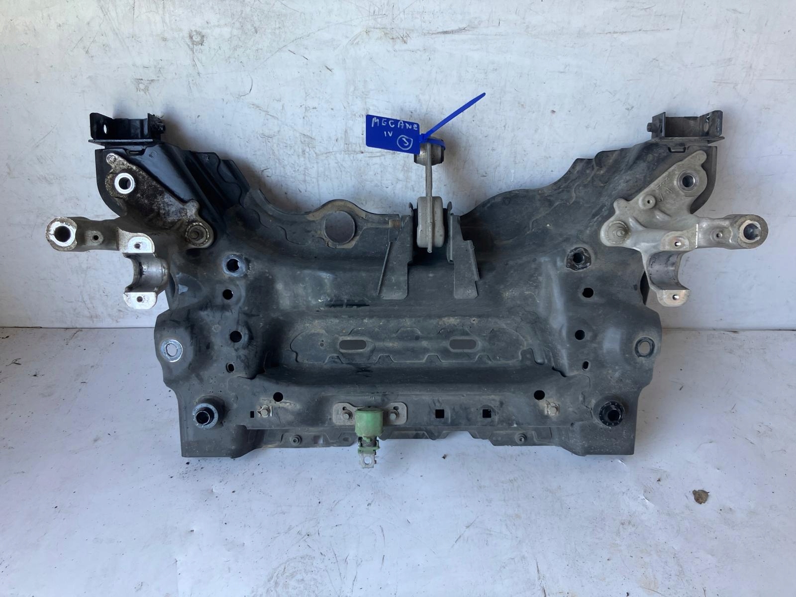 axle beam subframe of the engine RENAULT MEGANE IV